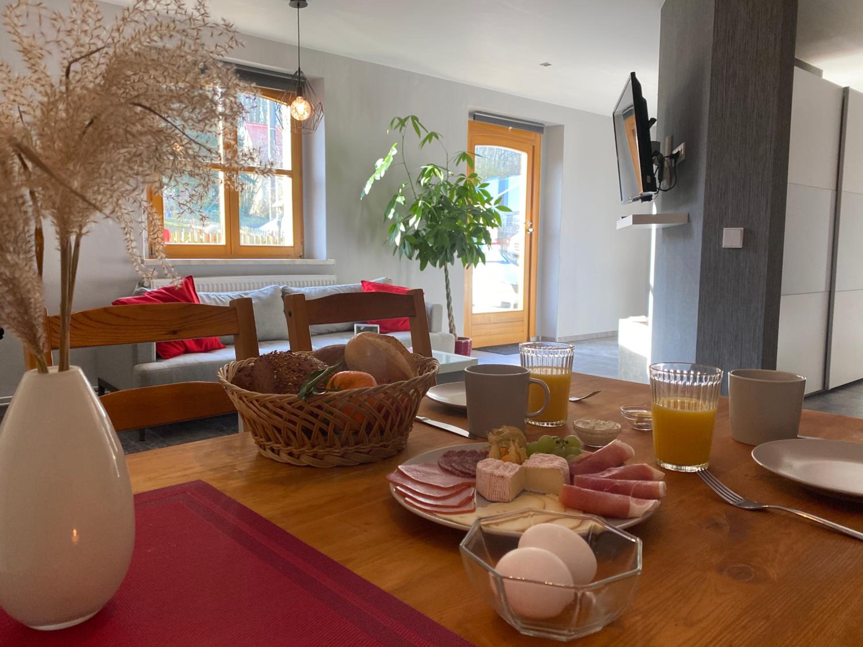 Double Room - Disability Access - Photo 6