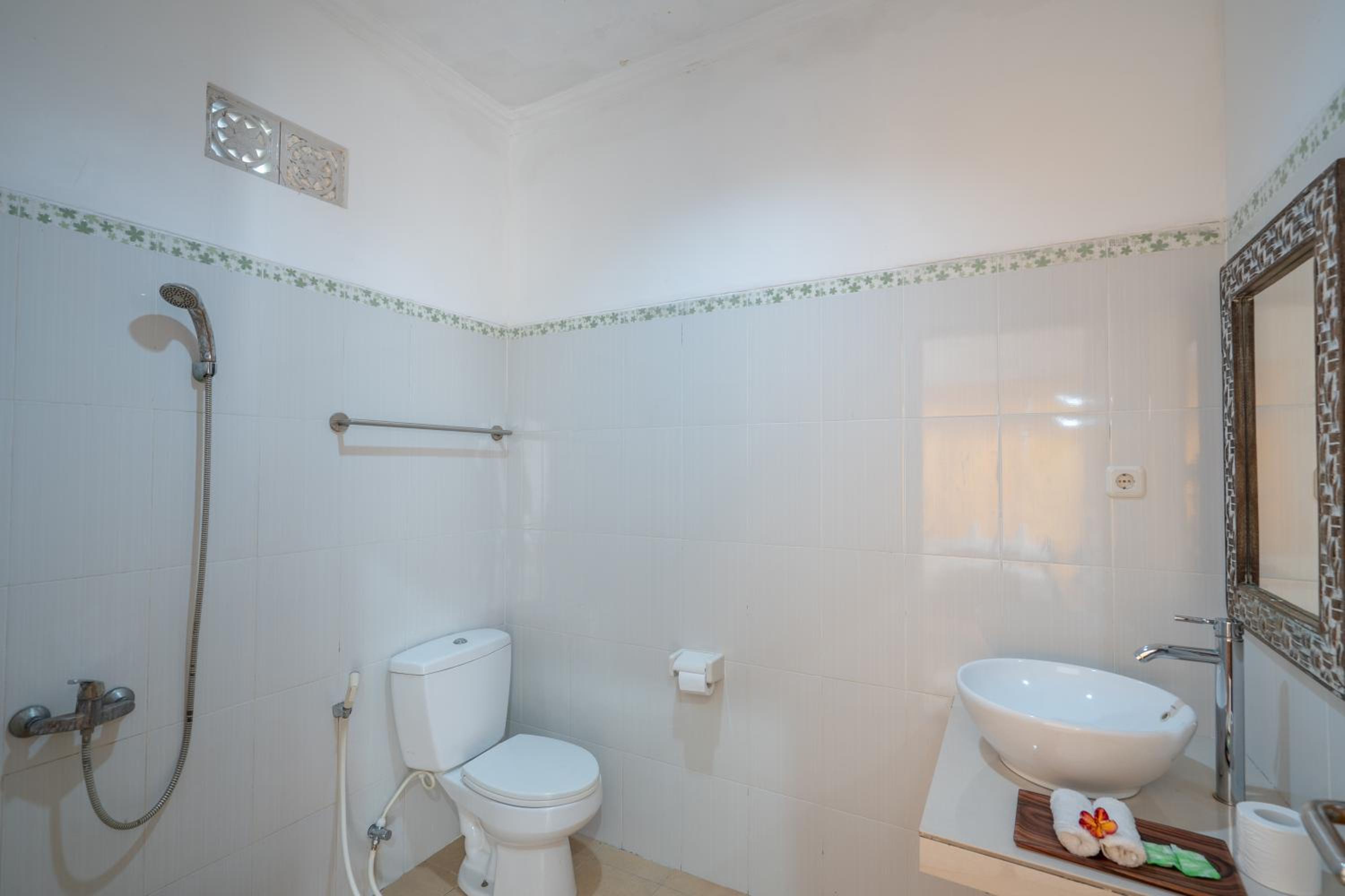 Standard Triple Room - Photo 2