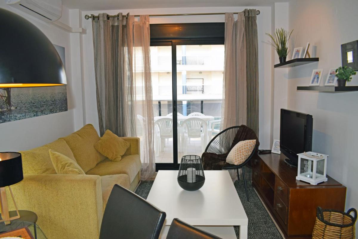 Two-Bedroom Apartment (2-4 Adults) photo 3