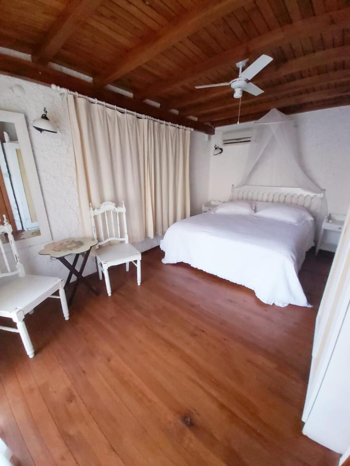King Room with Mountain View - Photo 8