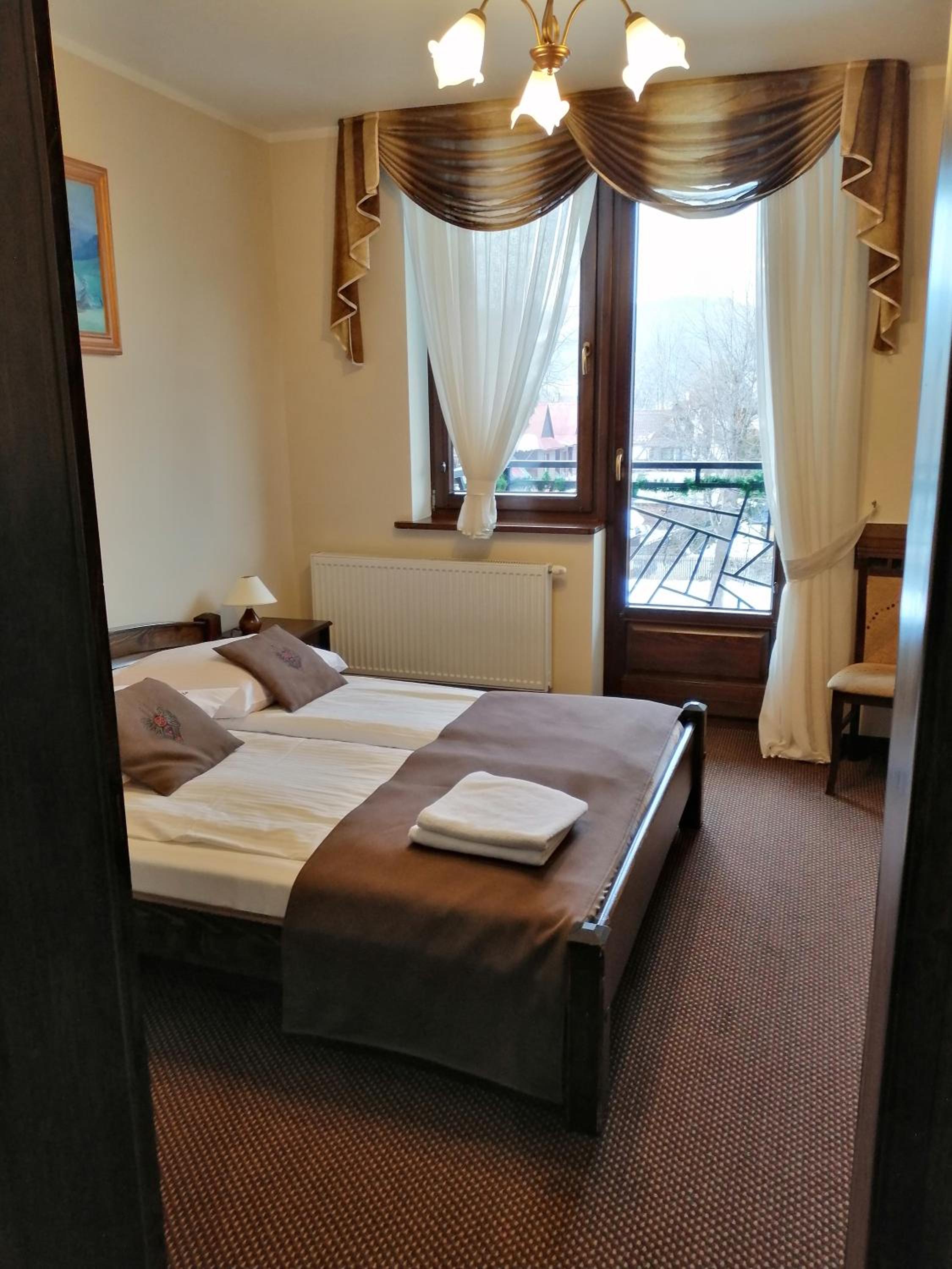 Studio with Balcony