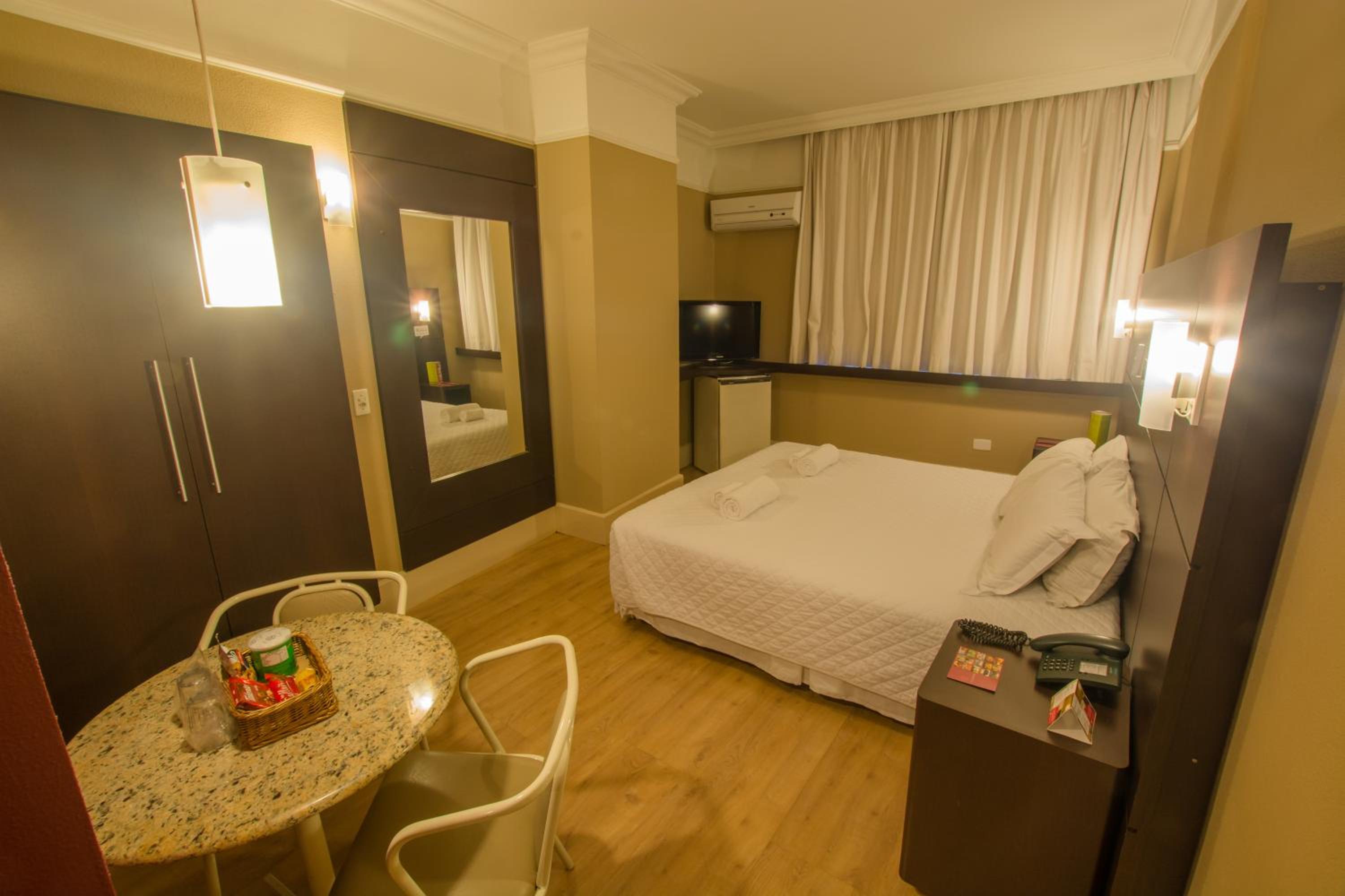Executive Double Room - Photo 7