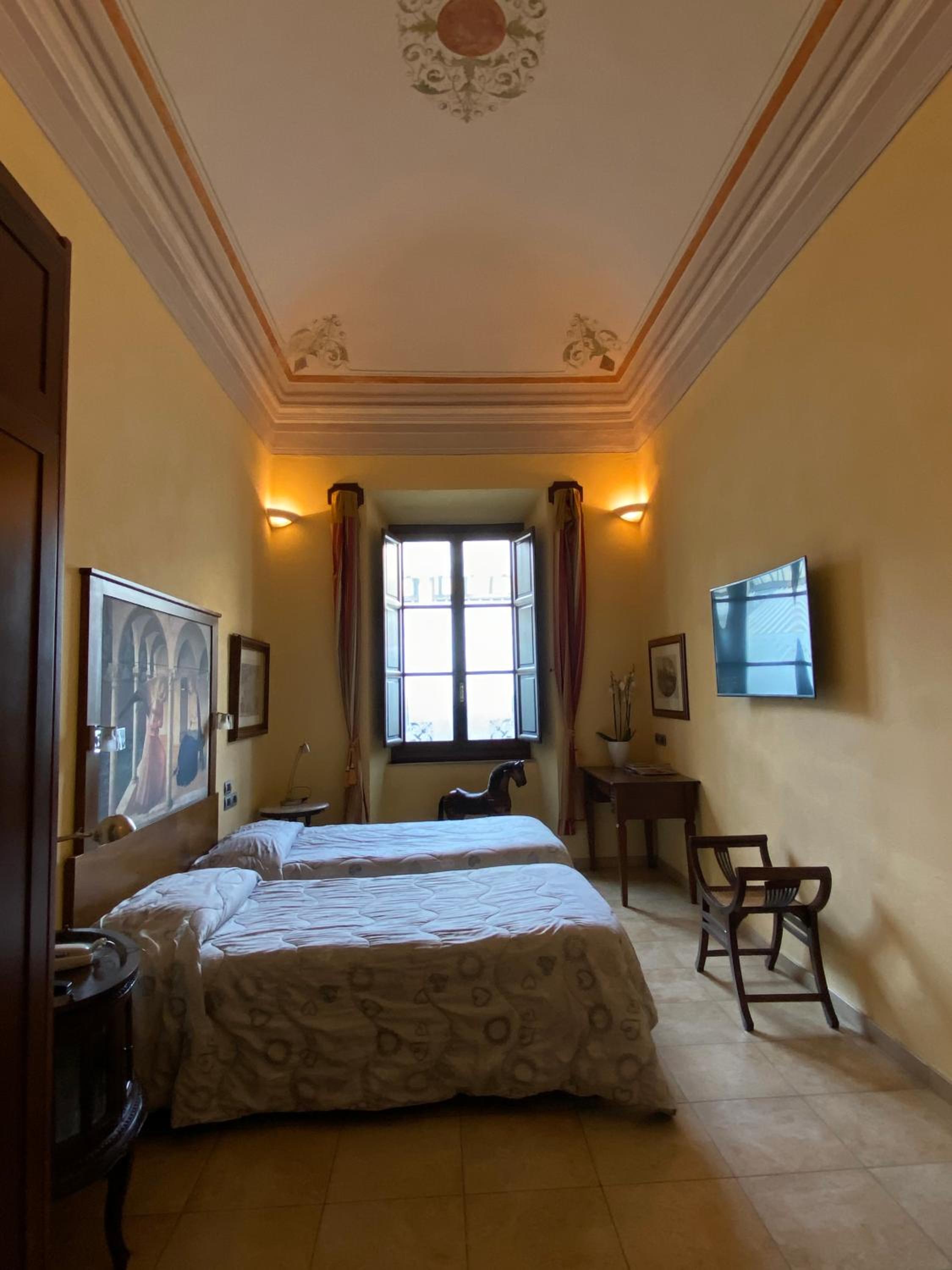 Classic Double Room - Photo 7