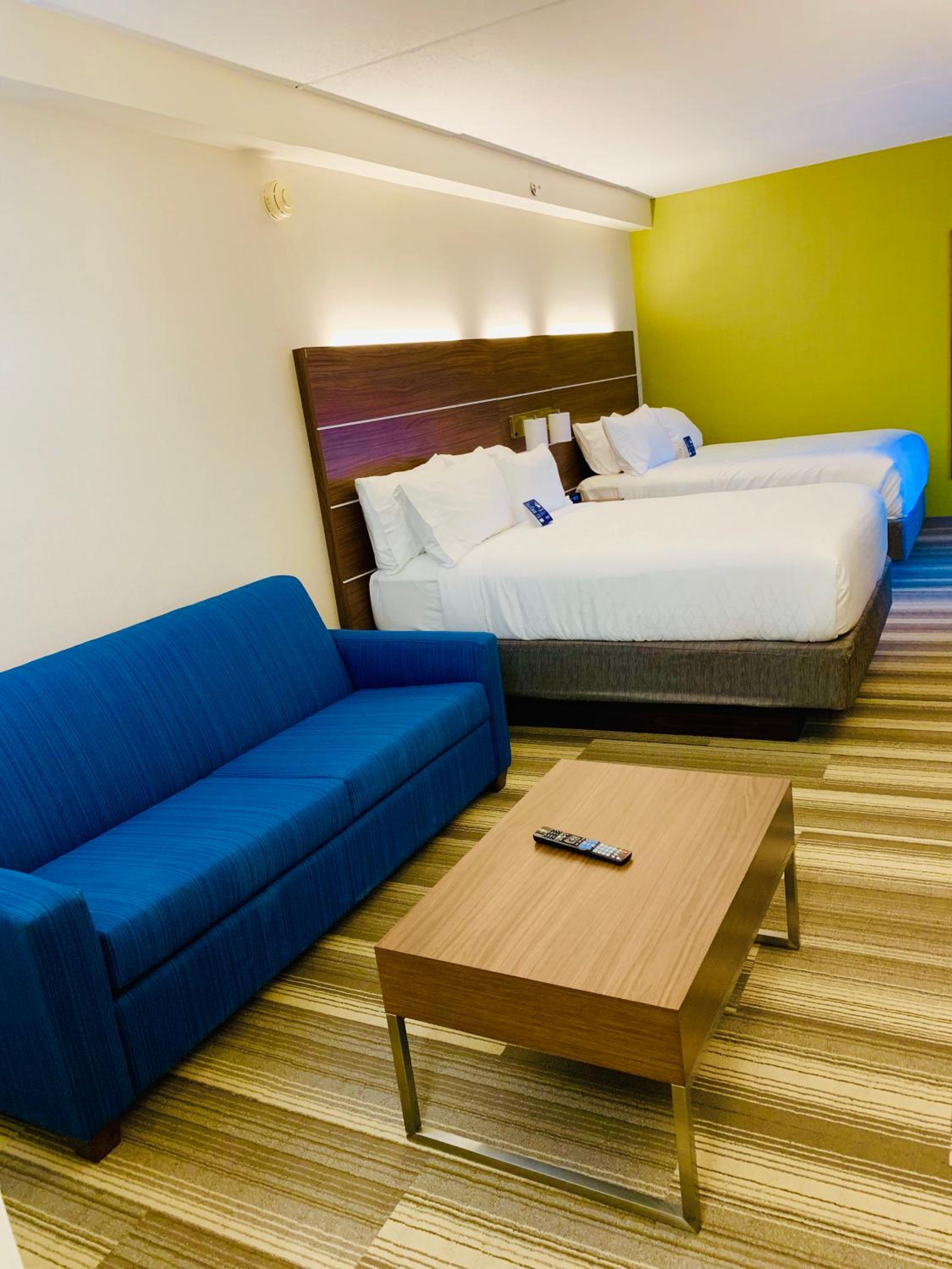 King Suite - Photo 1