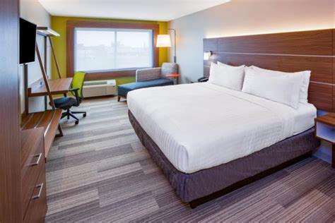 Standard King Room - Photo 1