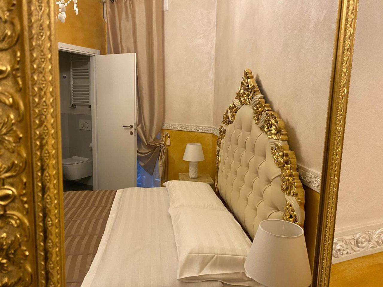 Deluxe Queen Room in Apartment Madame Butterfly - Photo 10
