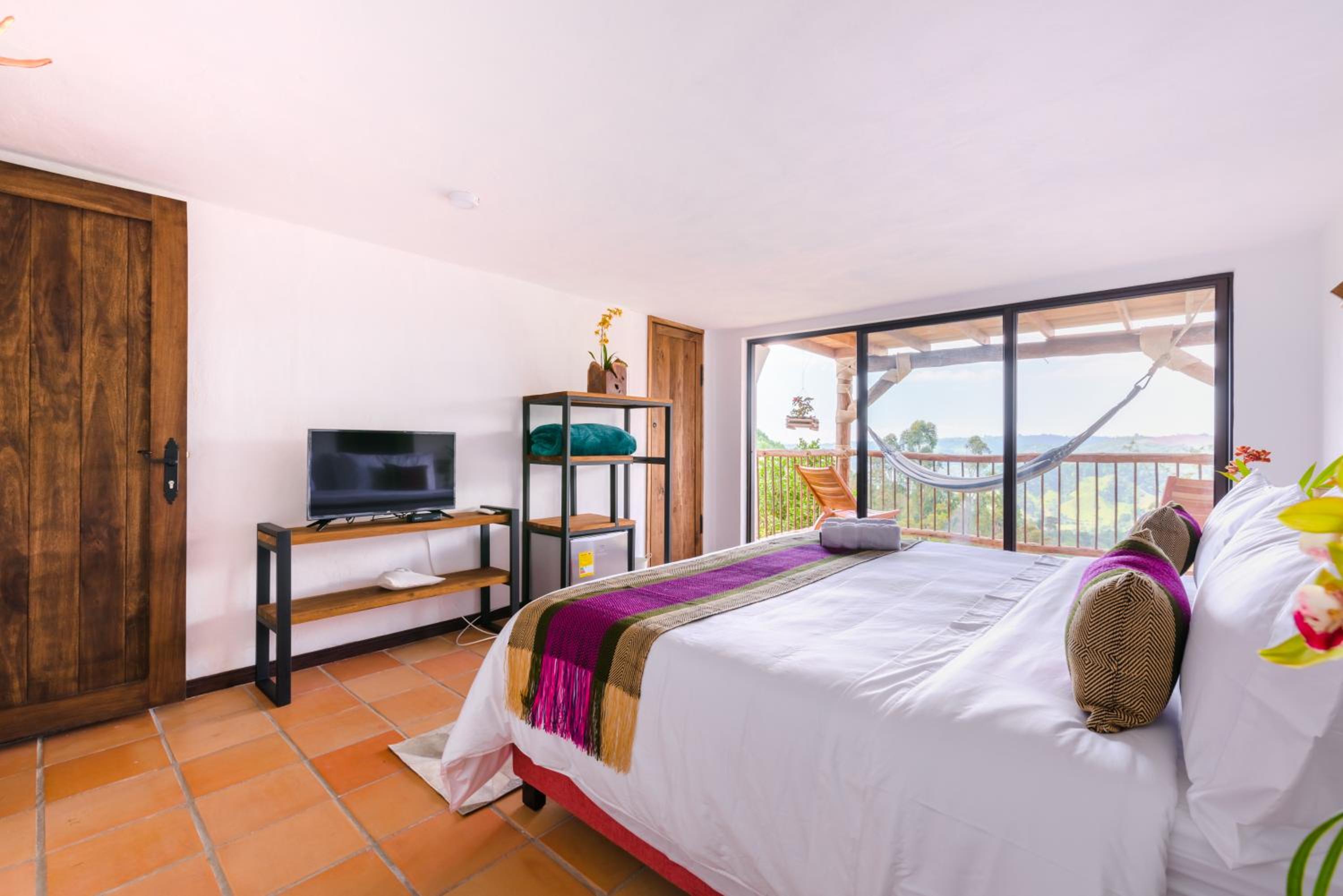 King Room with Mountain View