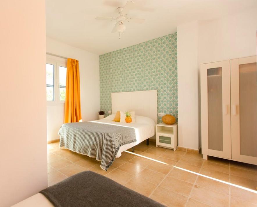 Habitación Triple con Terraza
