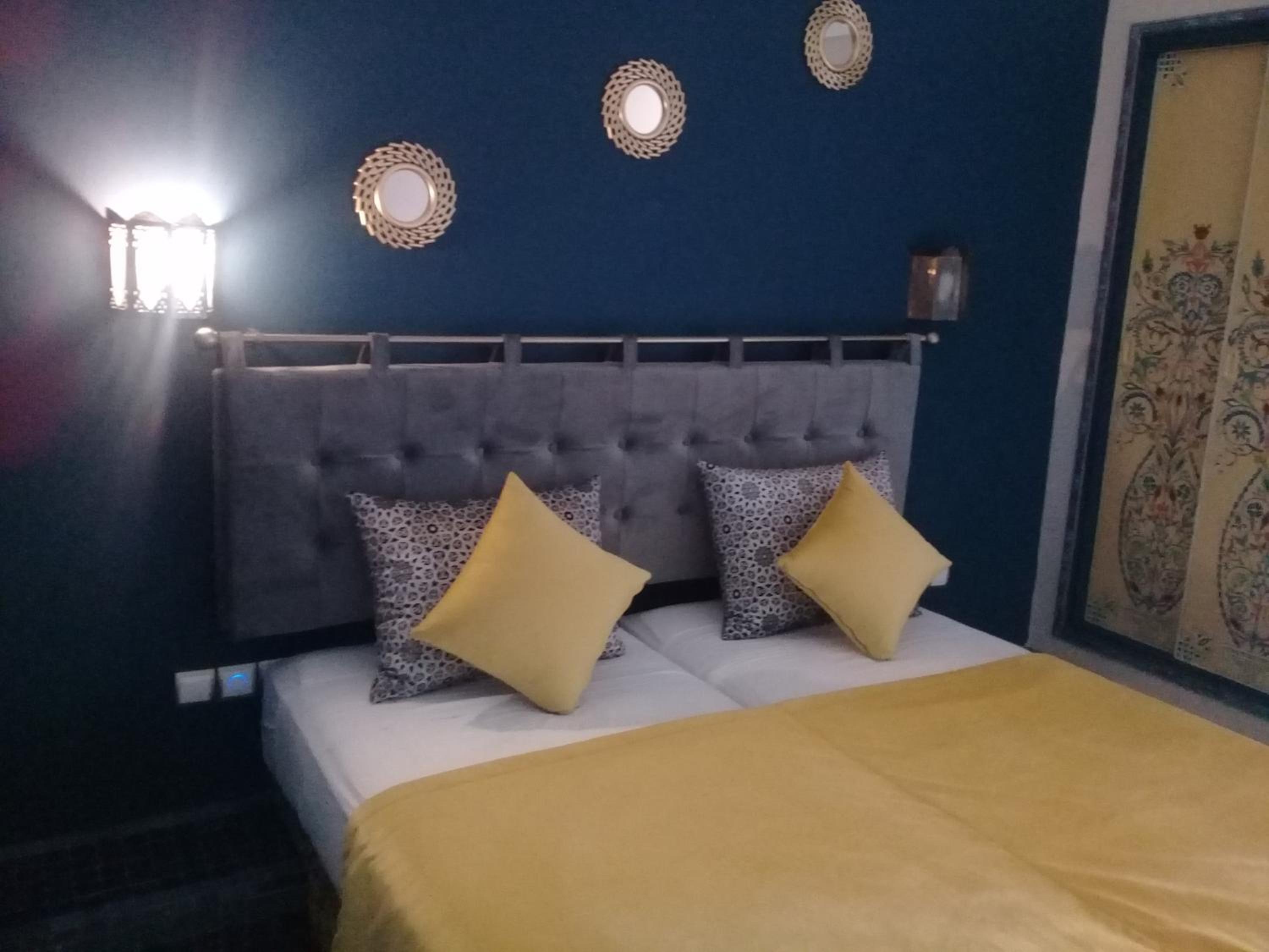 Superior Double or Twin Room - Photo 4