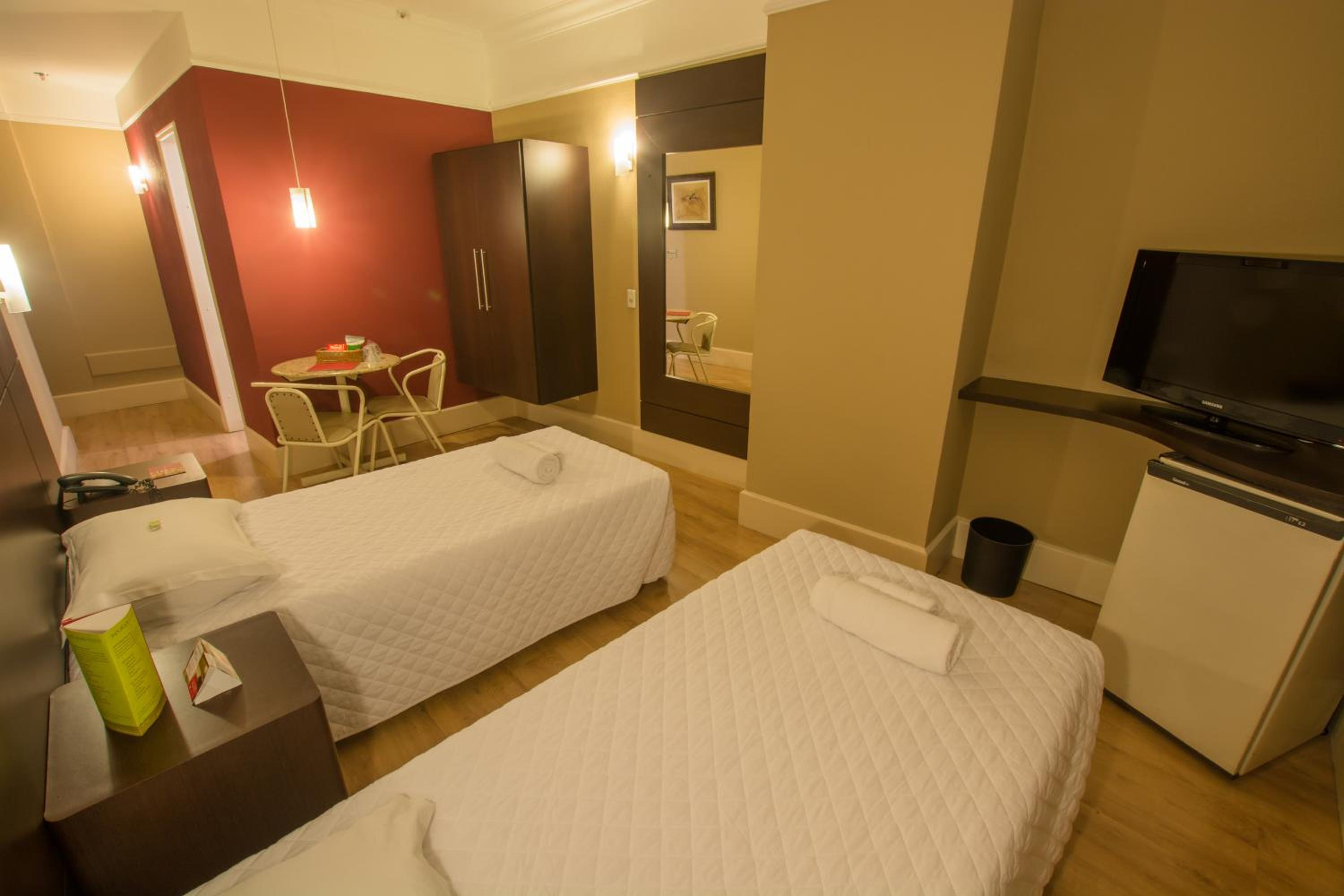 Executive Twin Room - Photo 3