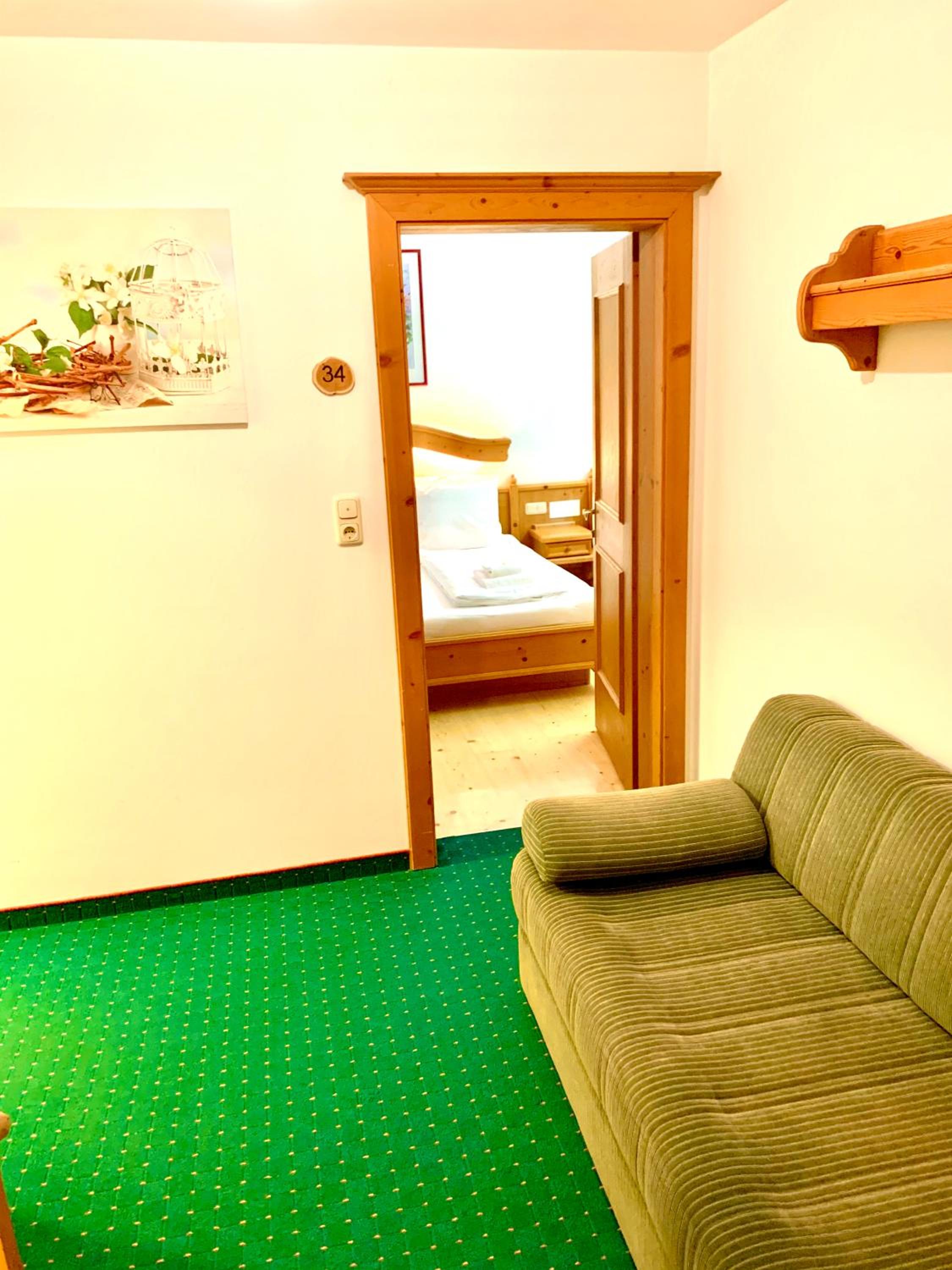 Apartment with Balcony photo 3