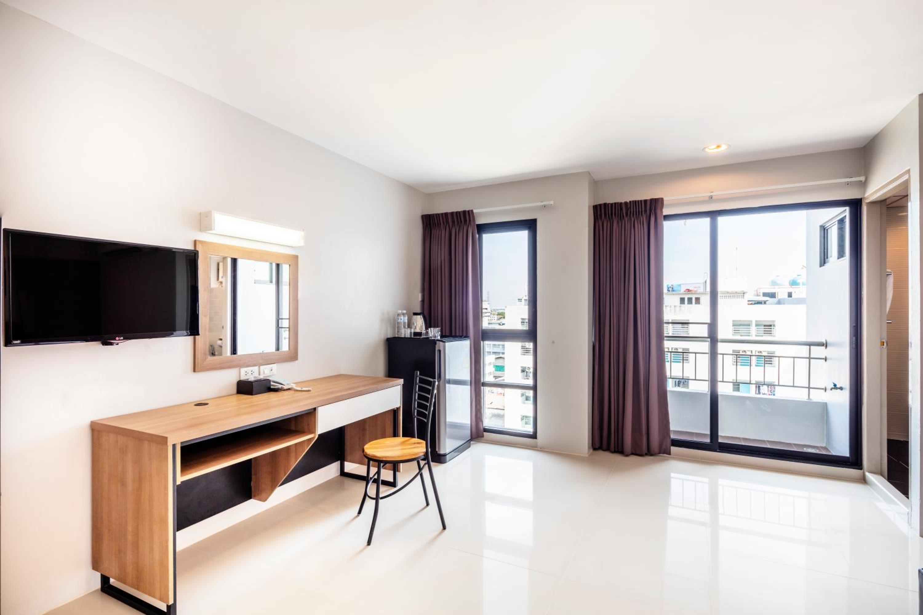 Deluxe Twin Room photo 2
