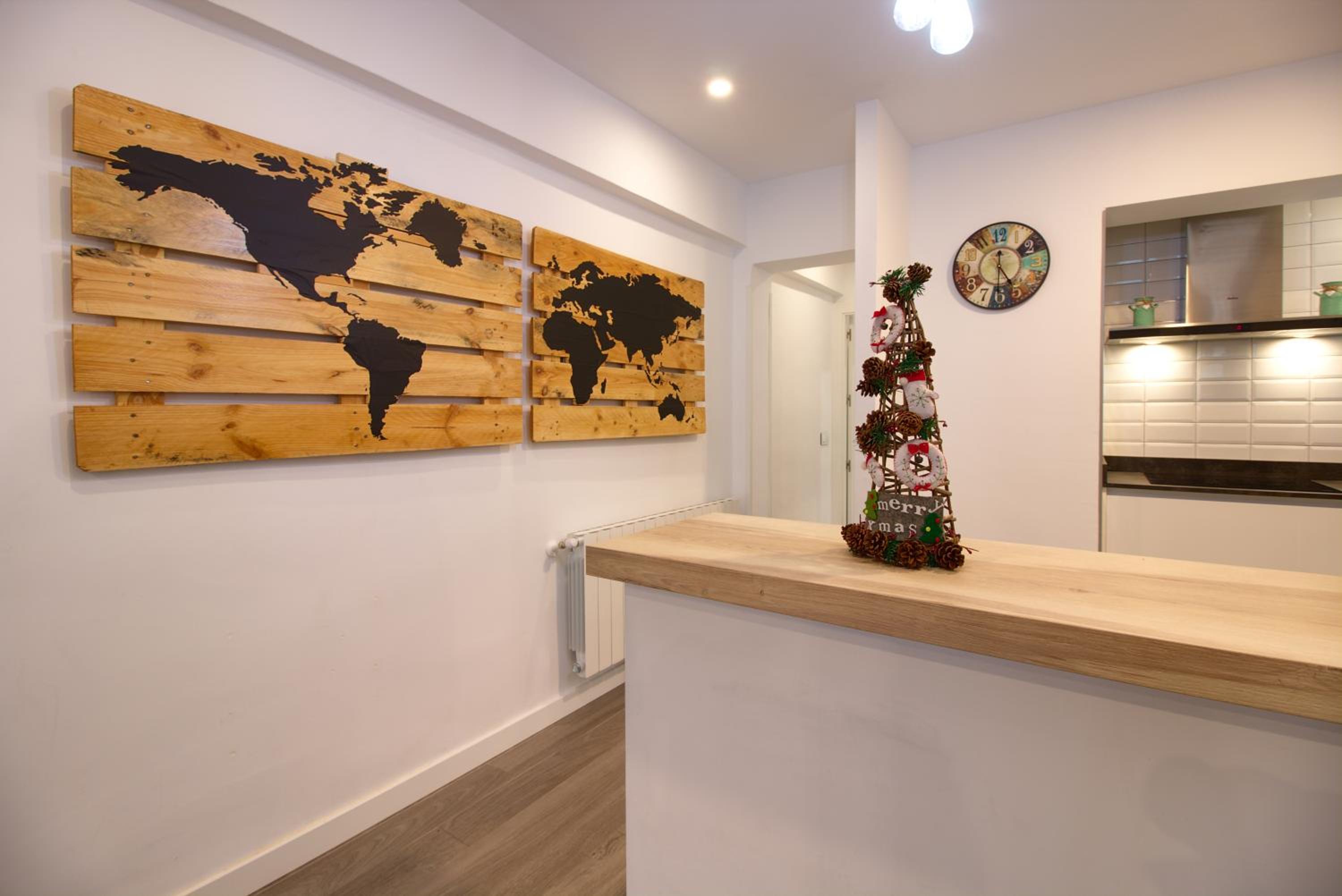 Three-Bedroom Apartment - Photo 19