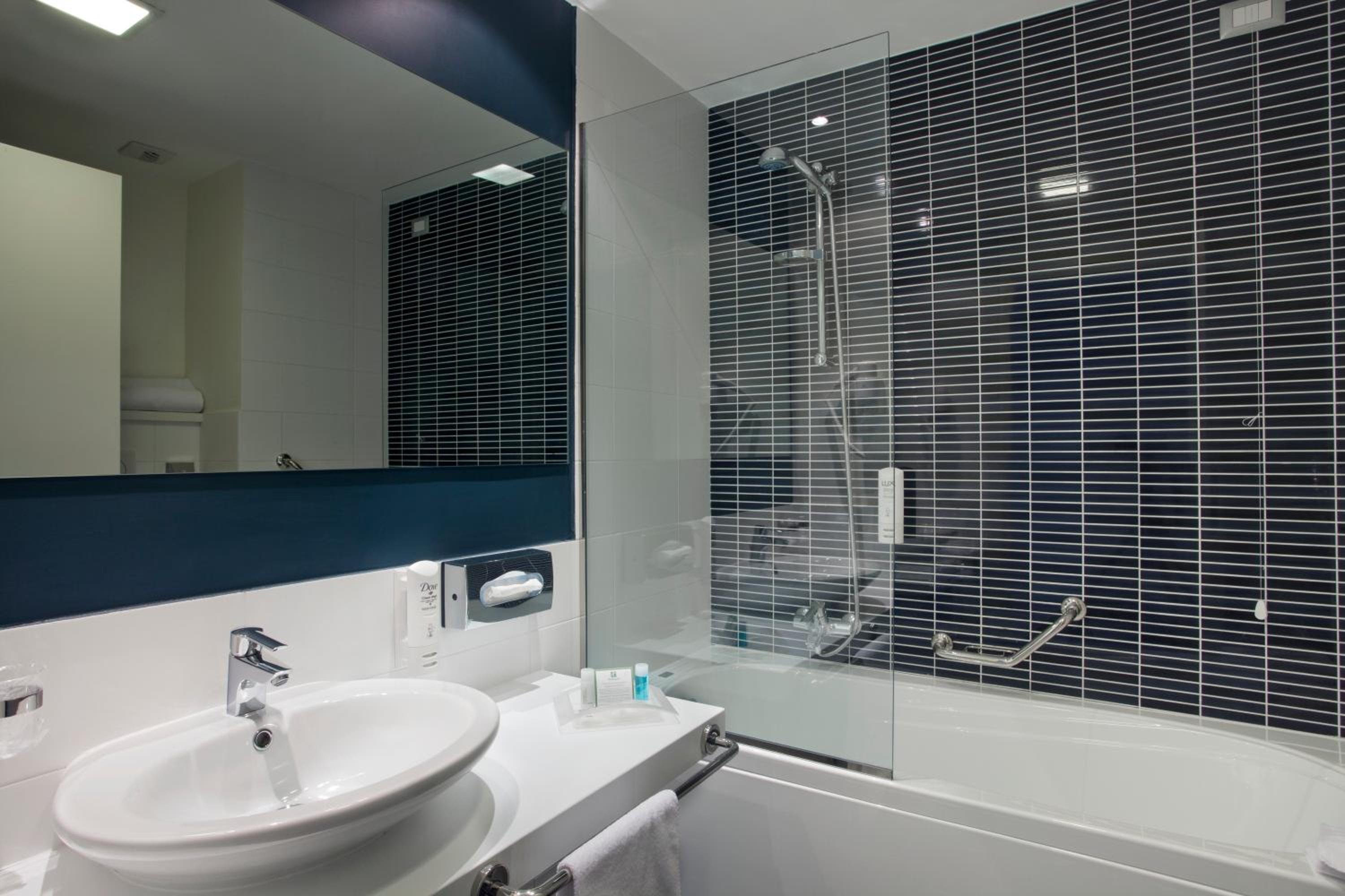 Standard Room - Photo 6