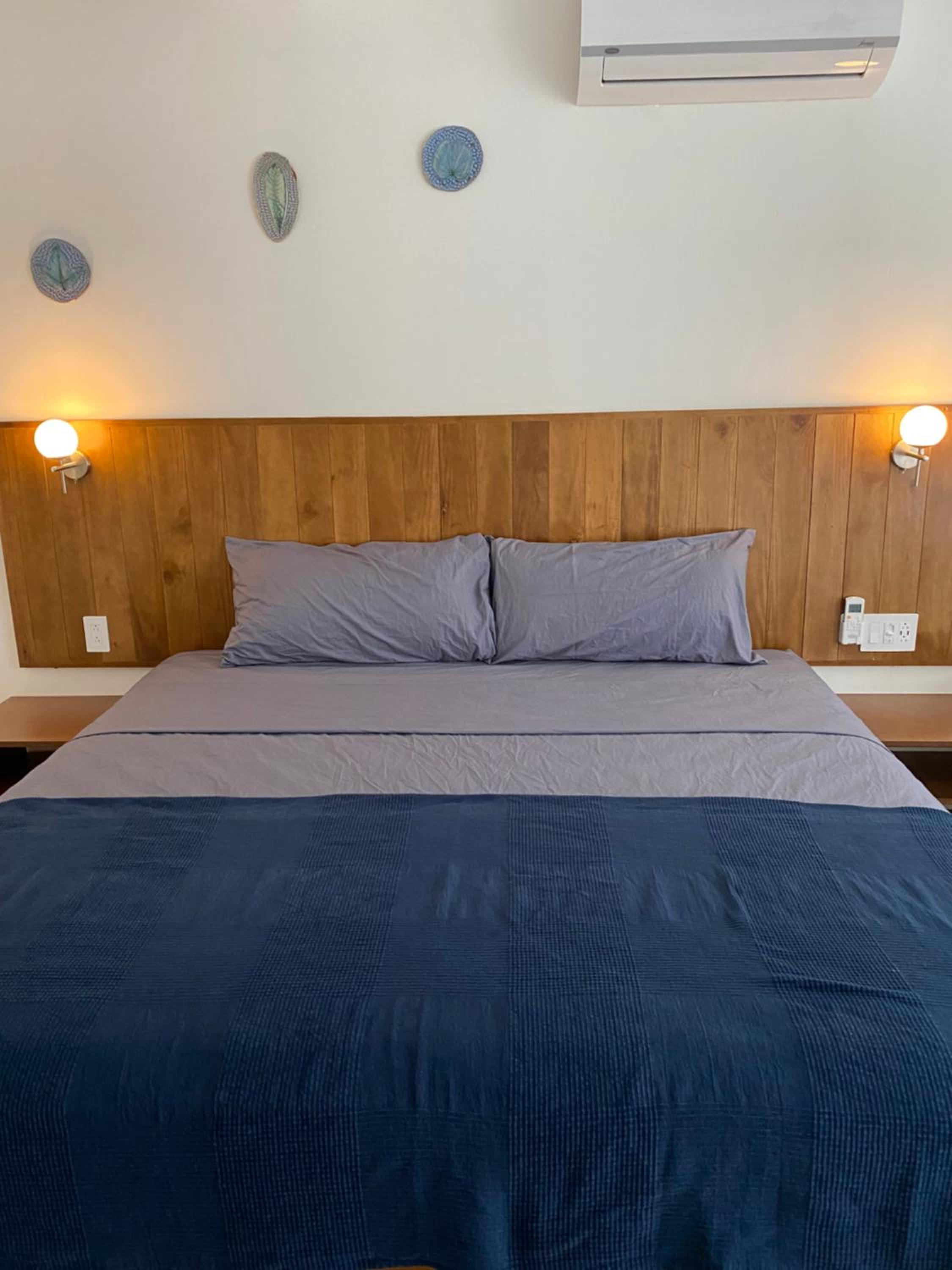 Deluxe King Room - Photo 1
