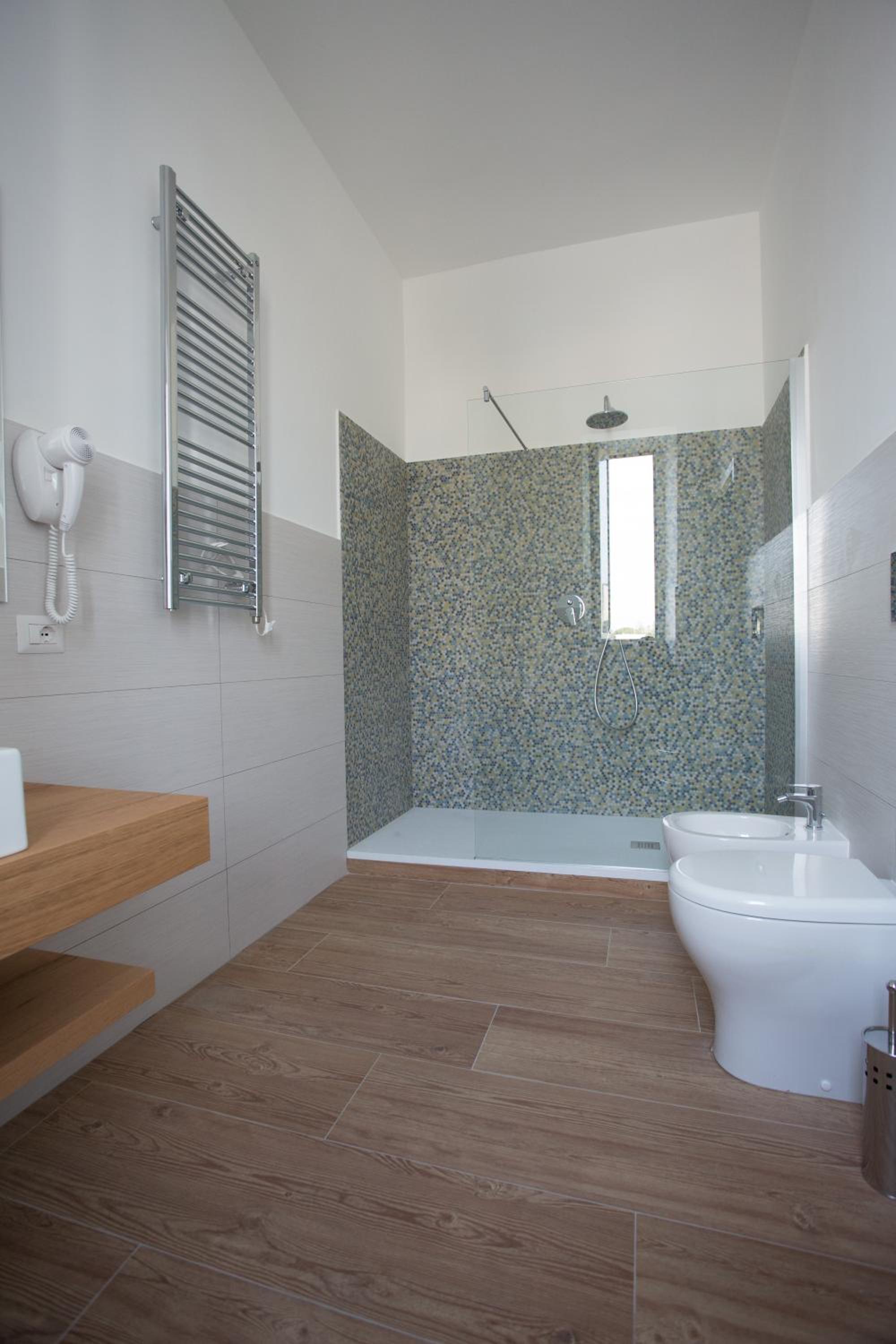 Deluxe Double Room with Balcony and Sea View photo 2