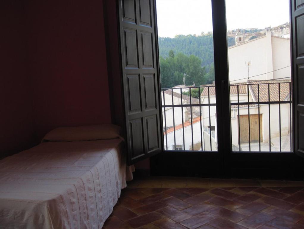 Duplex One-Bedroom Apartment - Photo 2