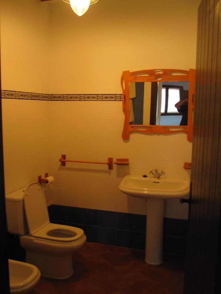 Duplex One-Bedroom Apartment - Photo 9