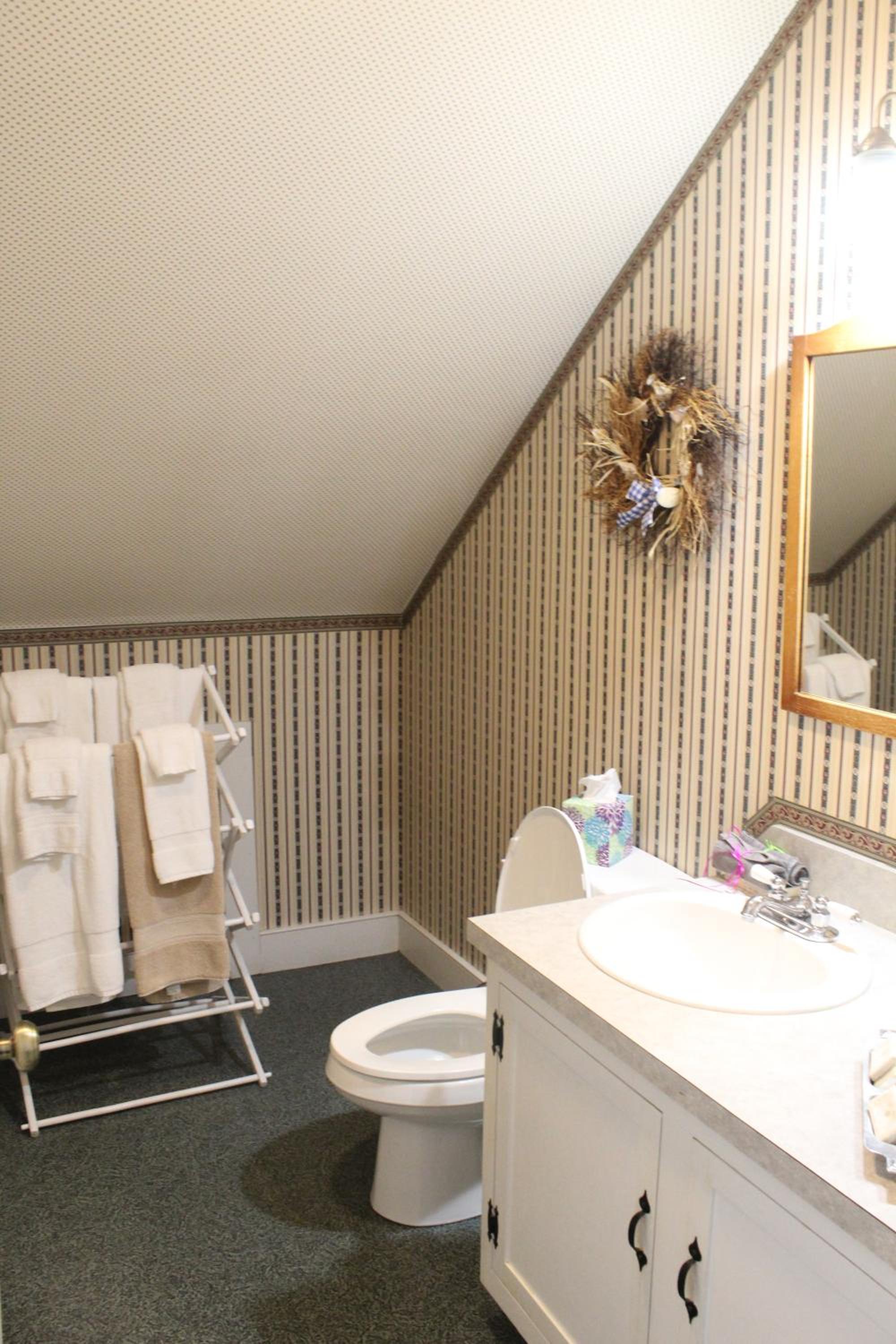 Two-Bedroom Suite - Photo 14