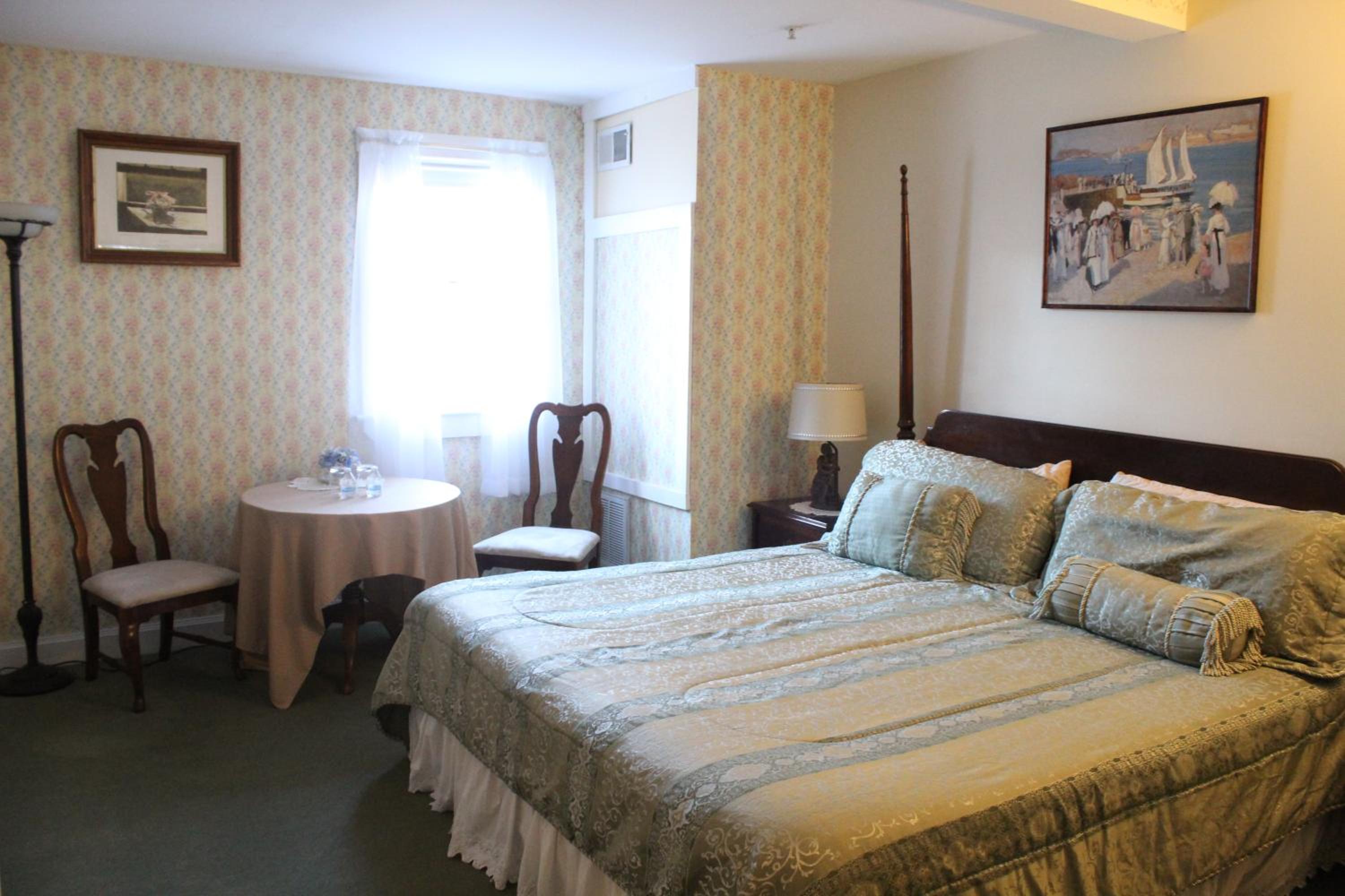 King Suite - Photo 7