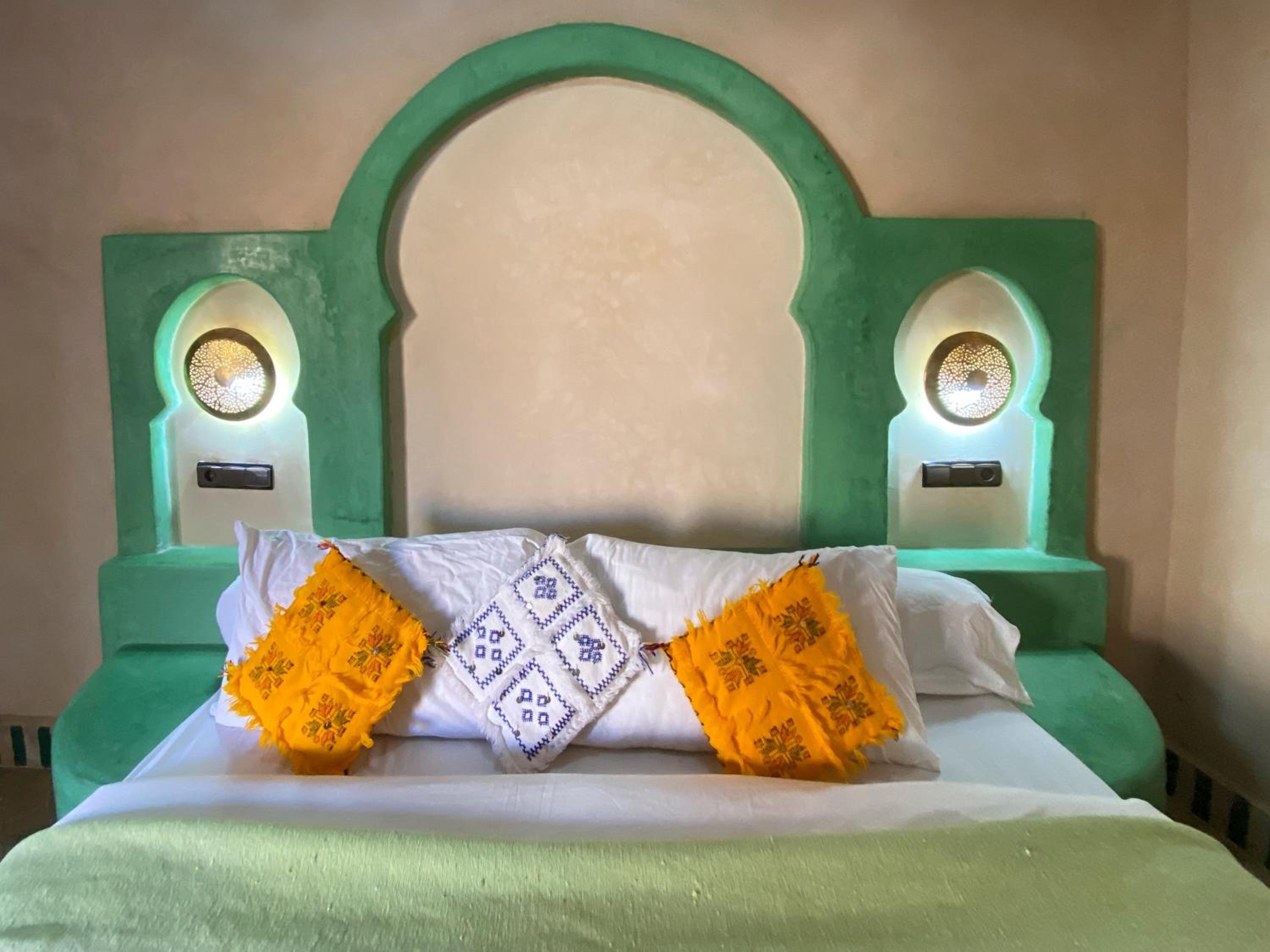 Double Room - Photo 12
