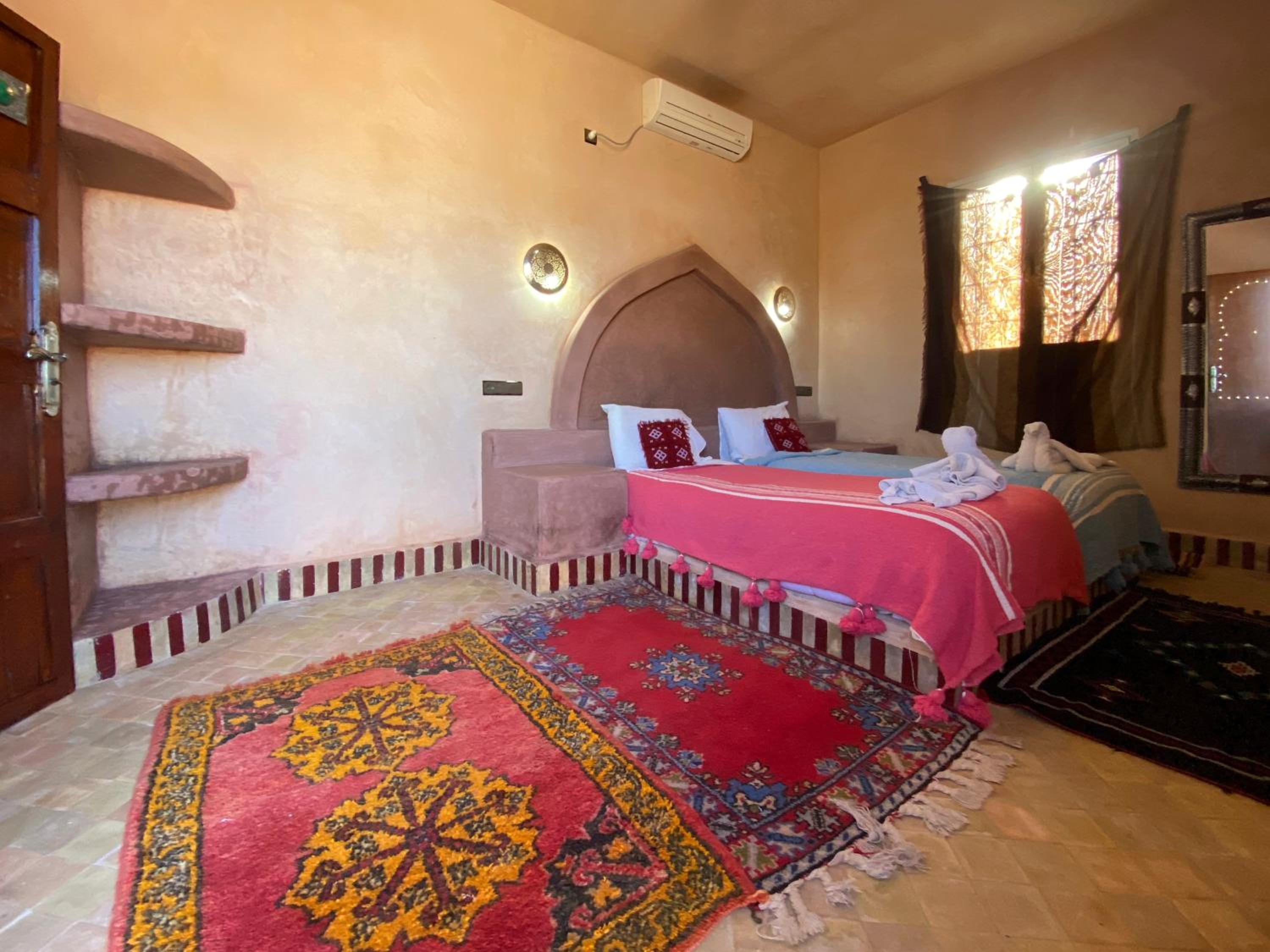 Double or Twin Room - Photo 14
