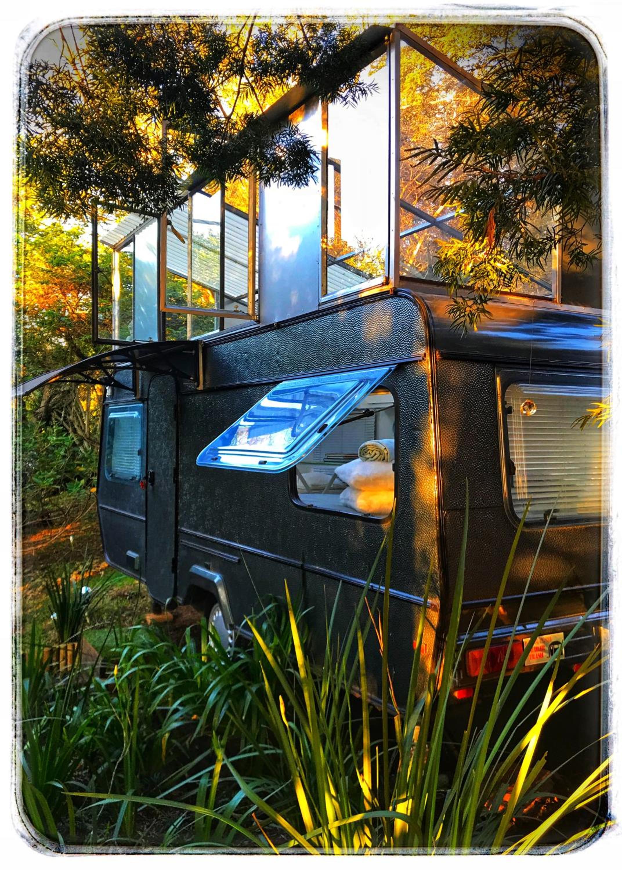 Caravan - Photo 3