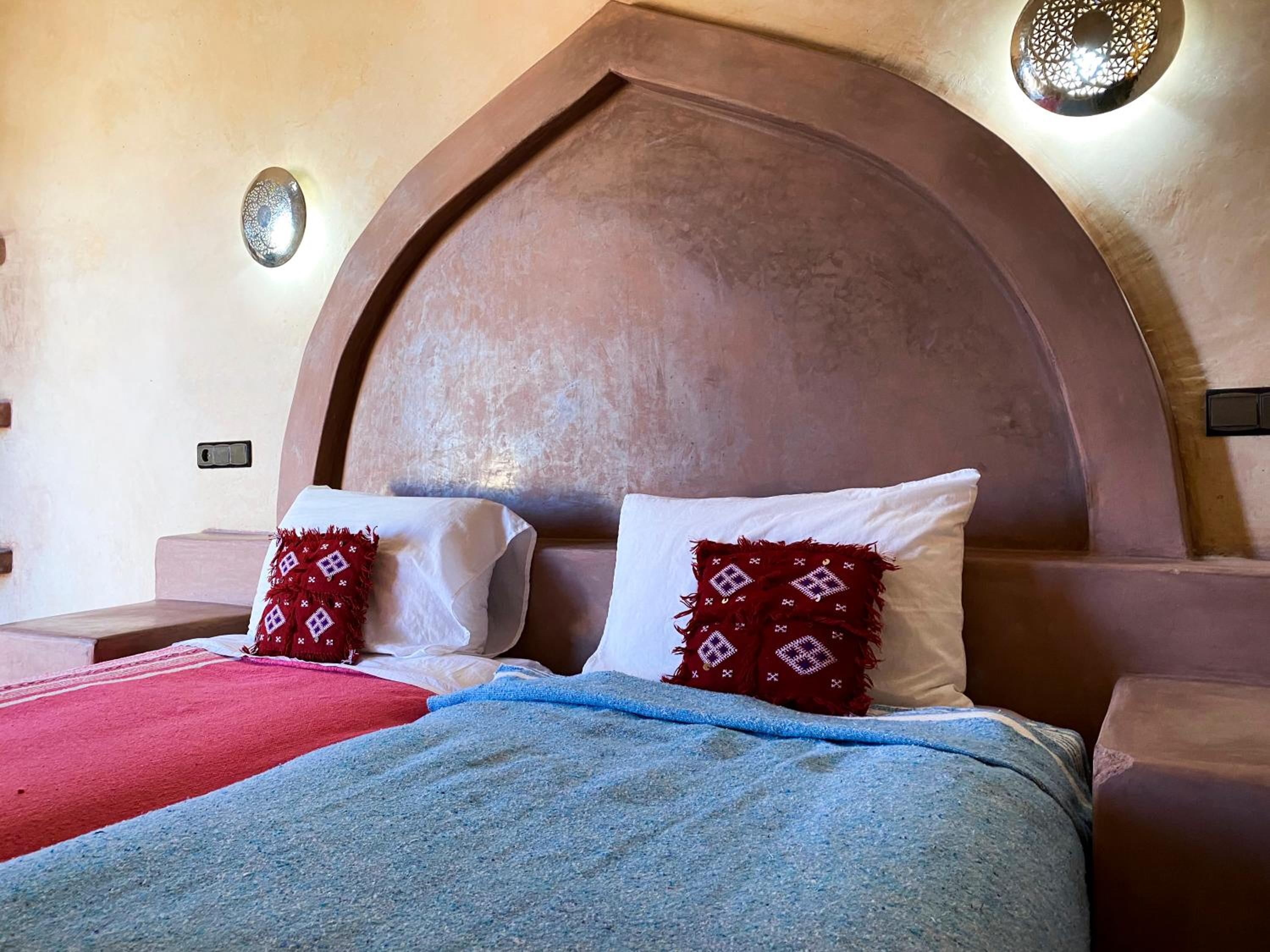 Double or Twin Room - Photo 13
