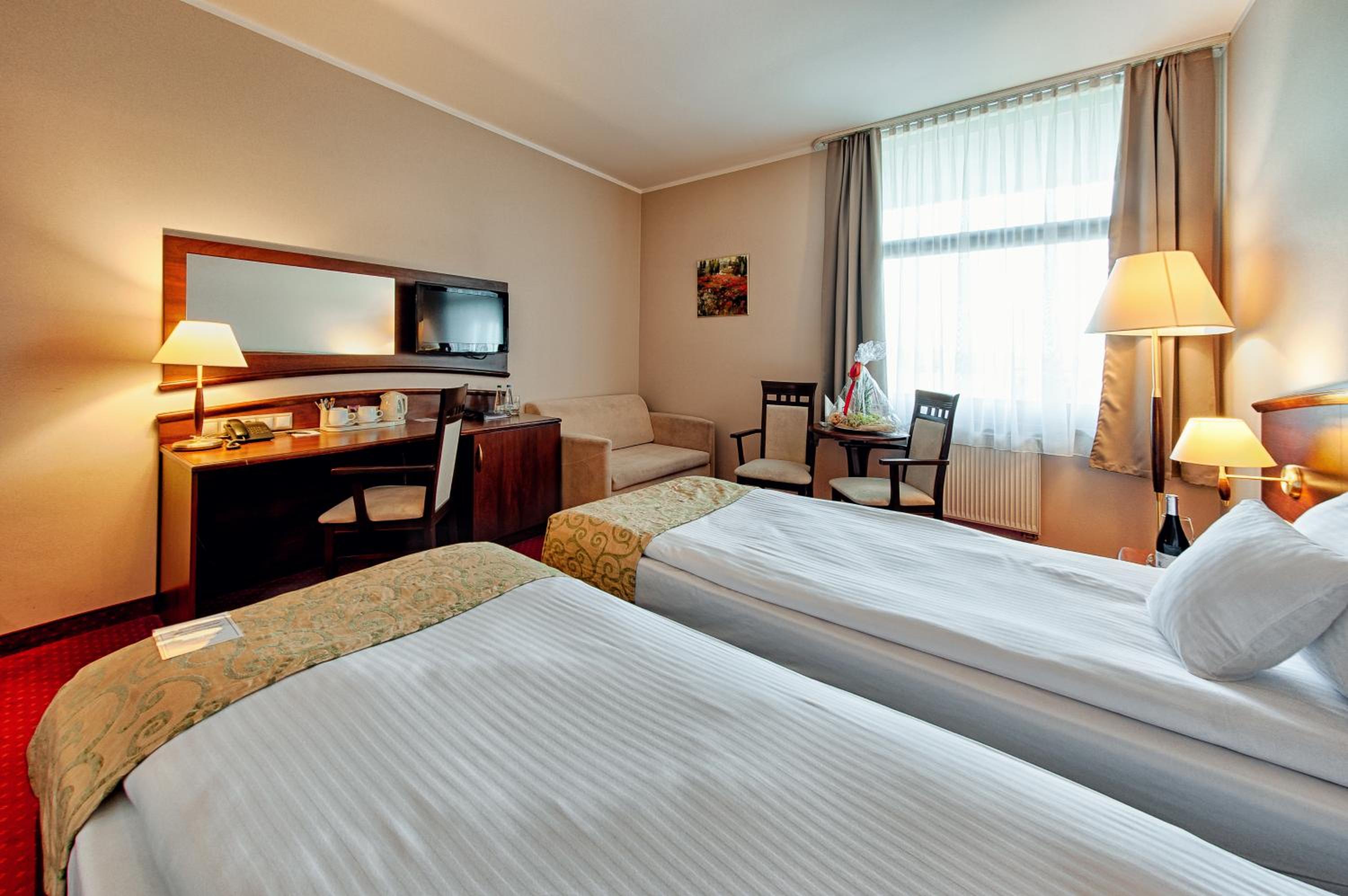 Double or Twin Room - Photo 1