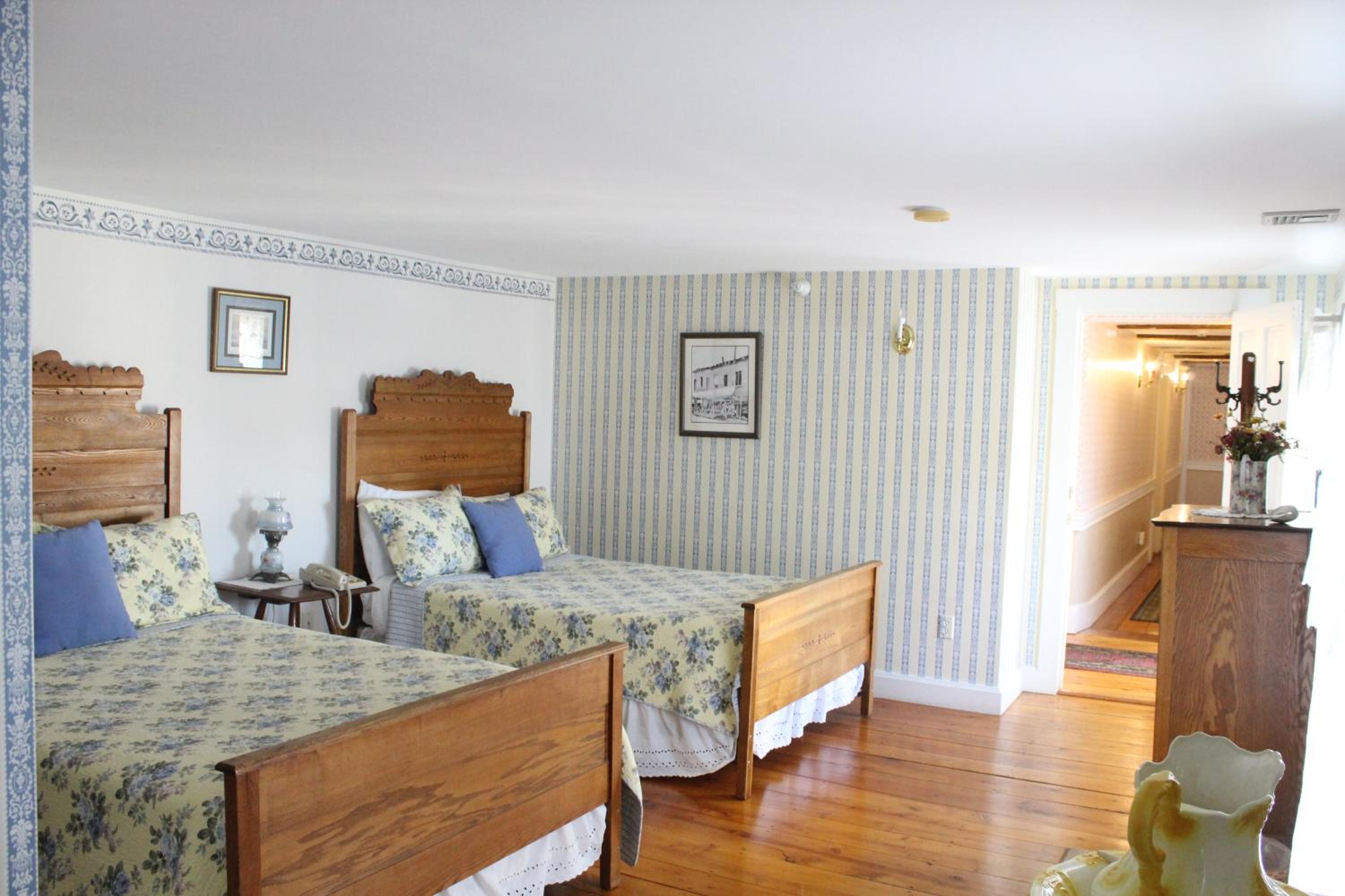 Quadruple Room - Photo 8