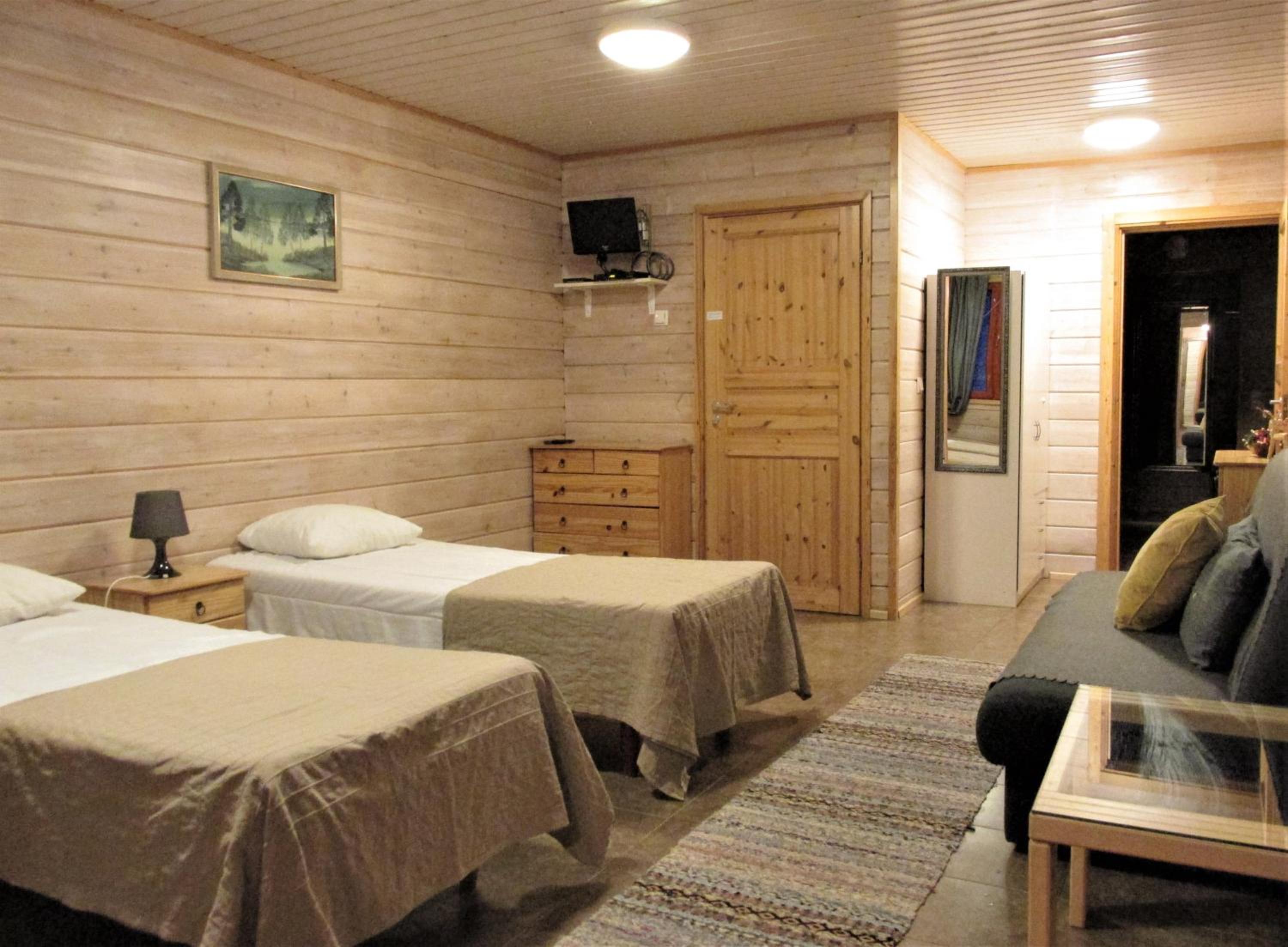 Quadruple Room - Photo 31
