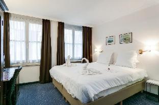 Double Room with Canal View - Photo 5
