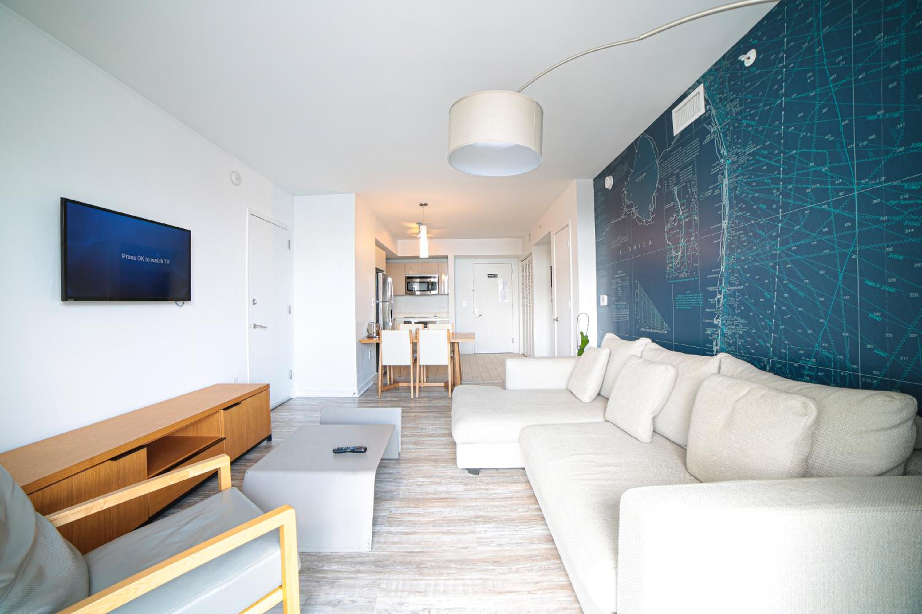 Superior King Suite photo 2