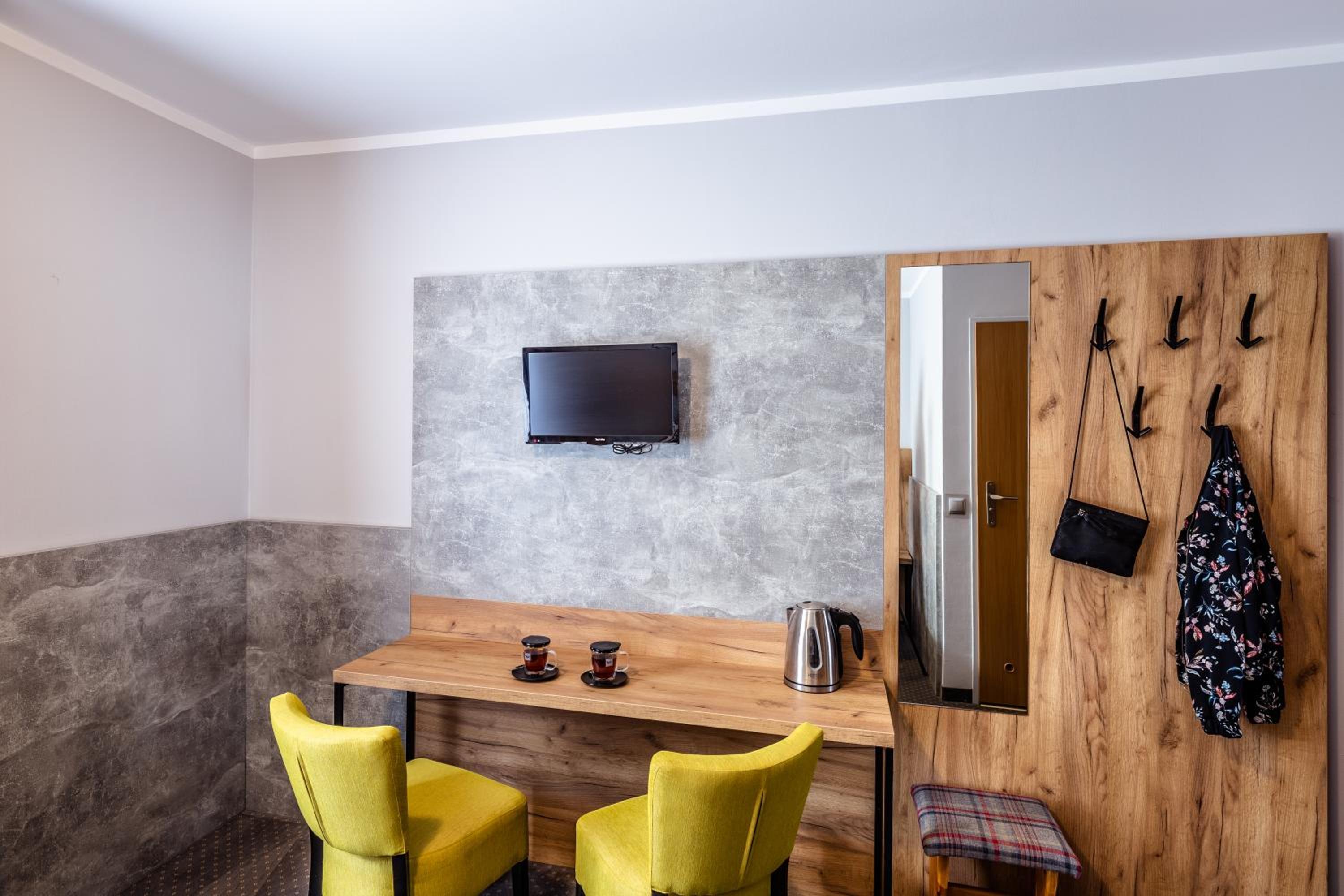 Twin Room with Bathroom