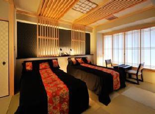 Japanese-Style Room