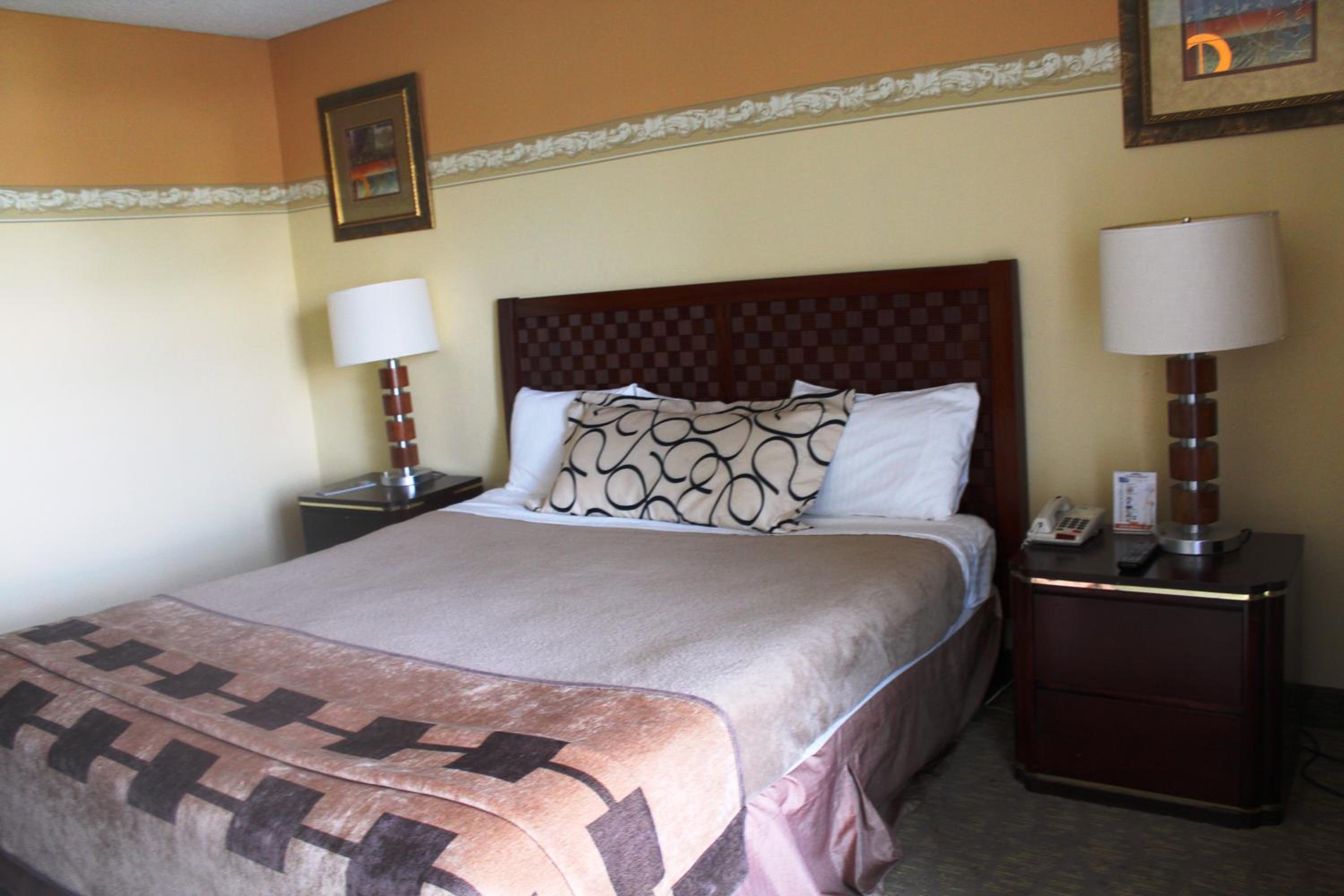Queen Room - Photo 4