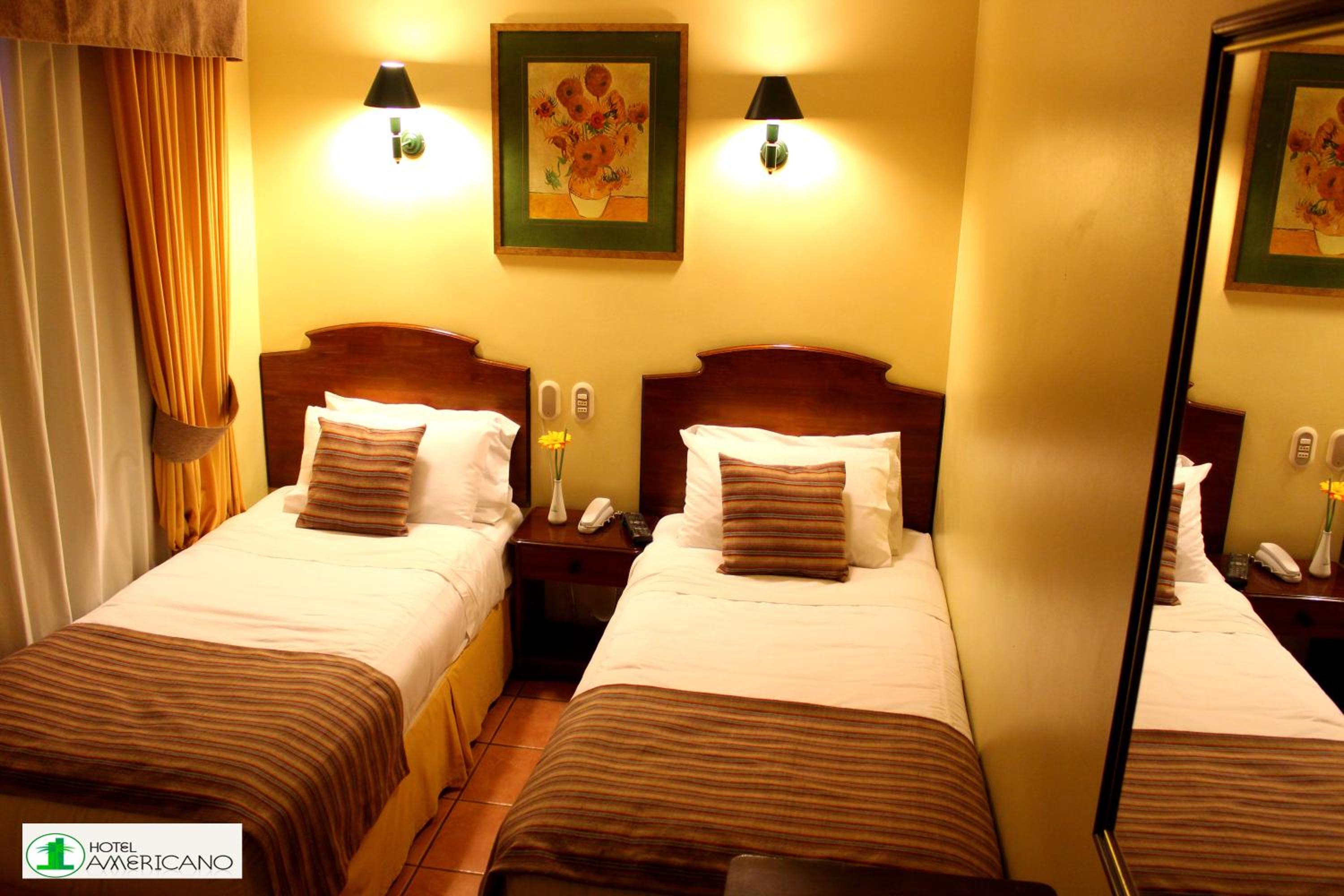 Standard Twin Room photo 3