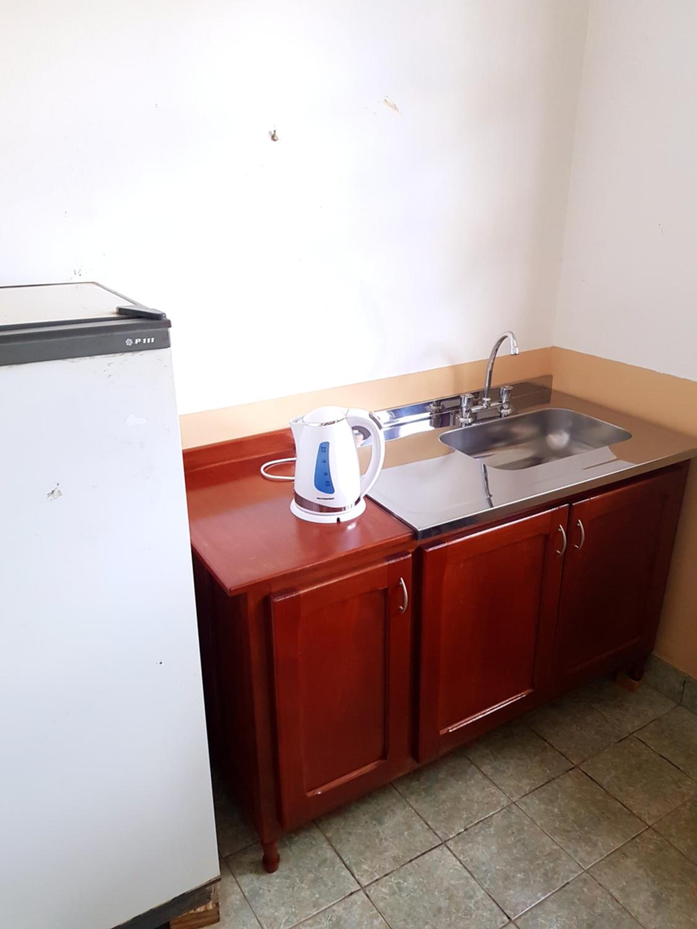 Double Room with Shared Bathroom photo 2
