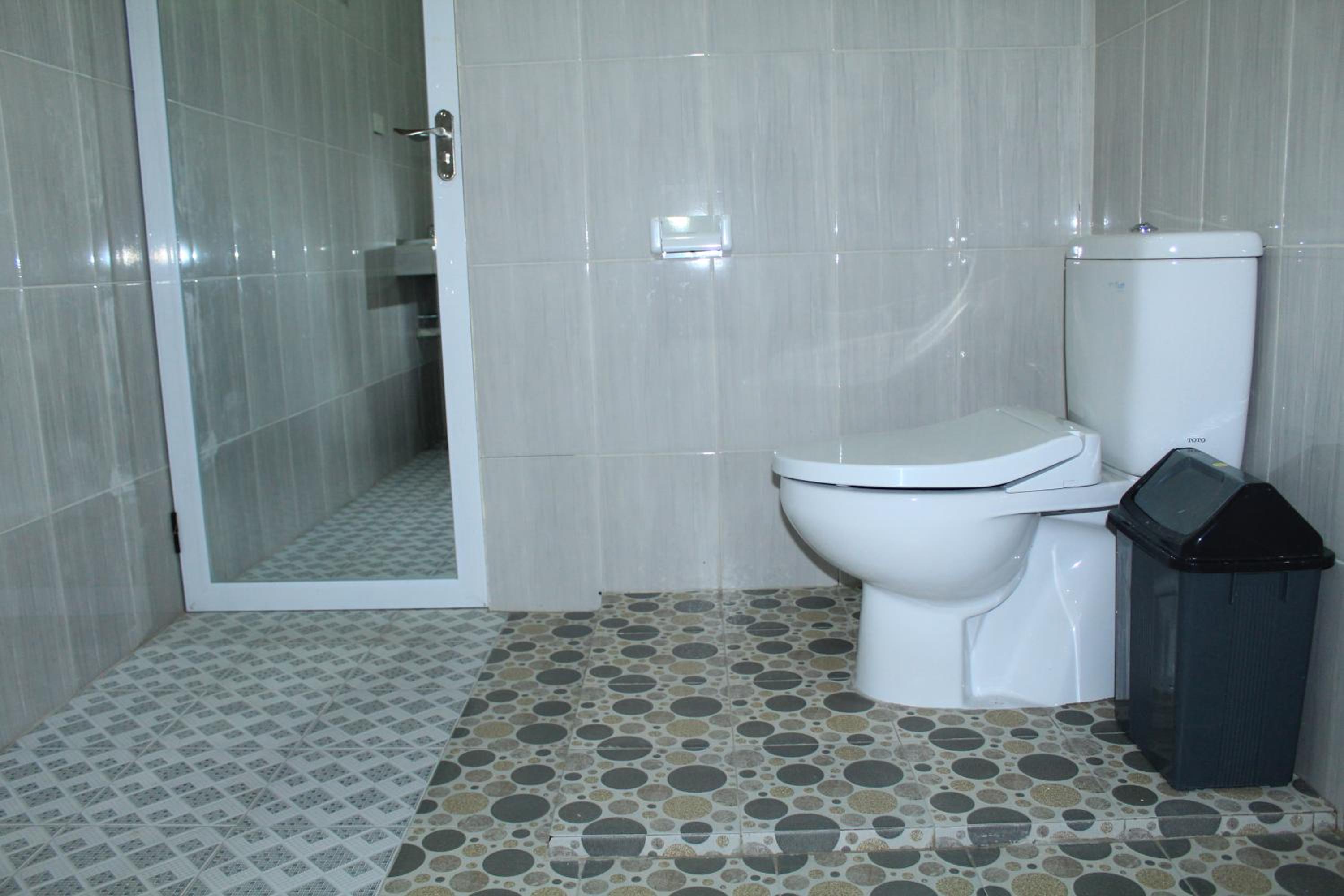 Suite with Lake View - Photo 10