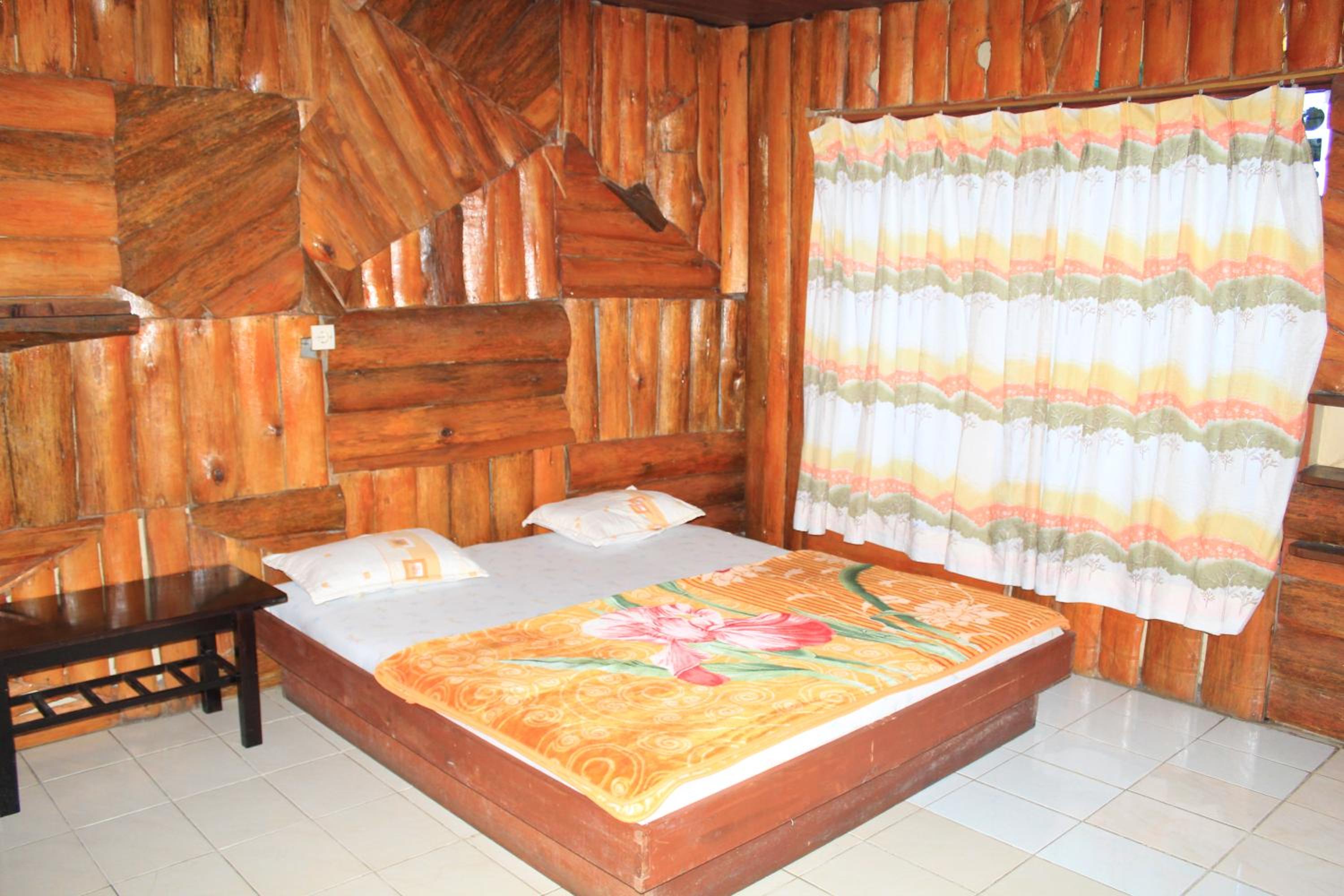 Double Room with Lake View - Photo 19