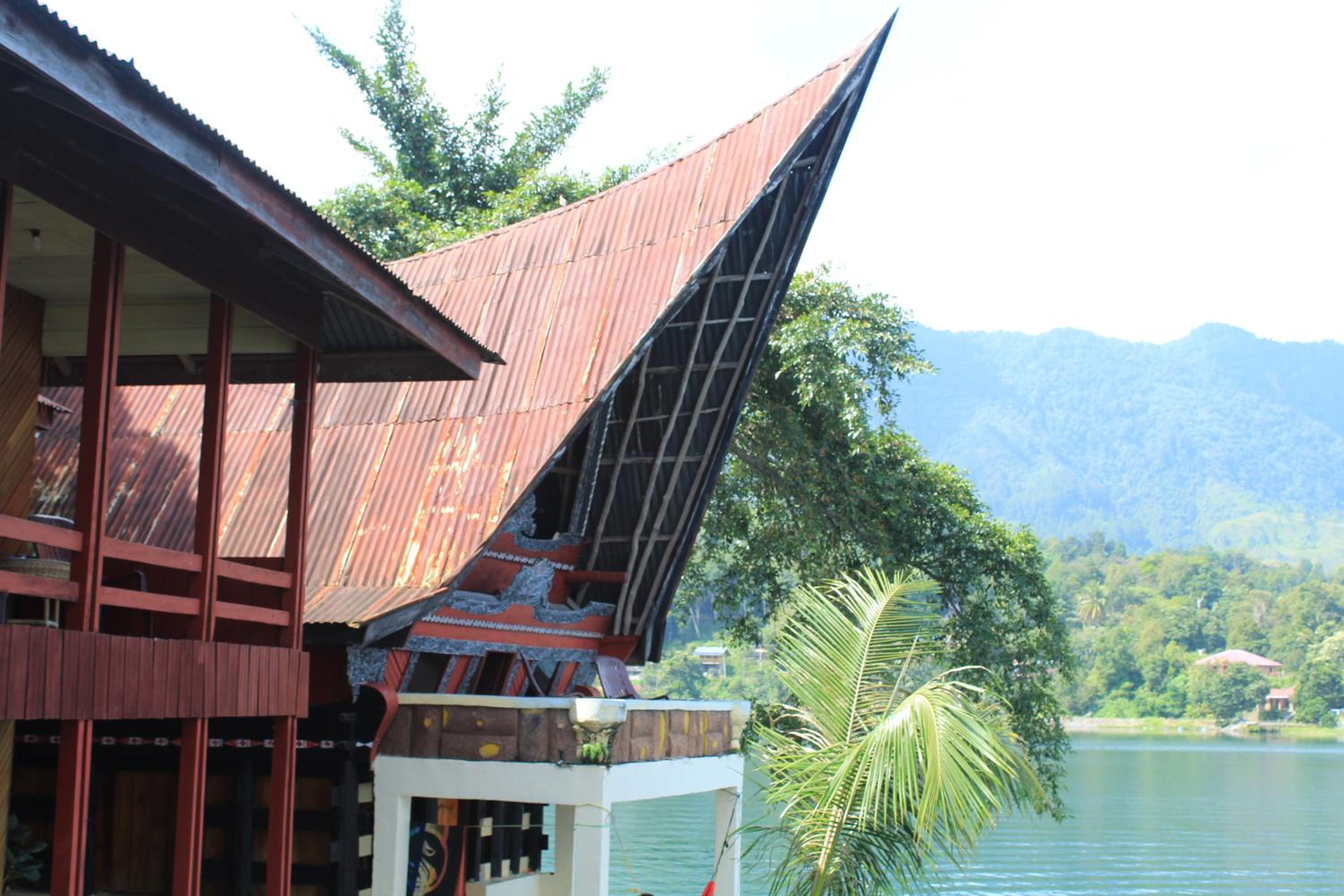 Triple Room with Lake View - Photo 13