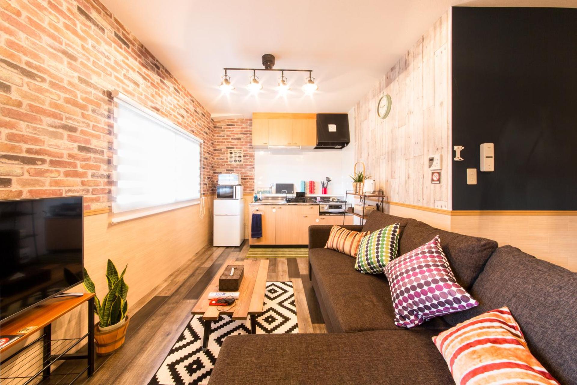 One-Bedroom Apartment - Photo 16