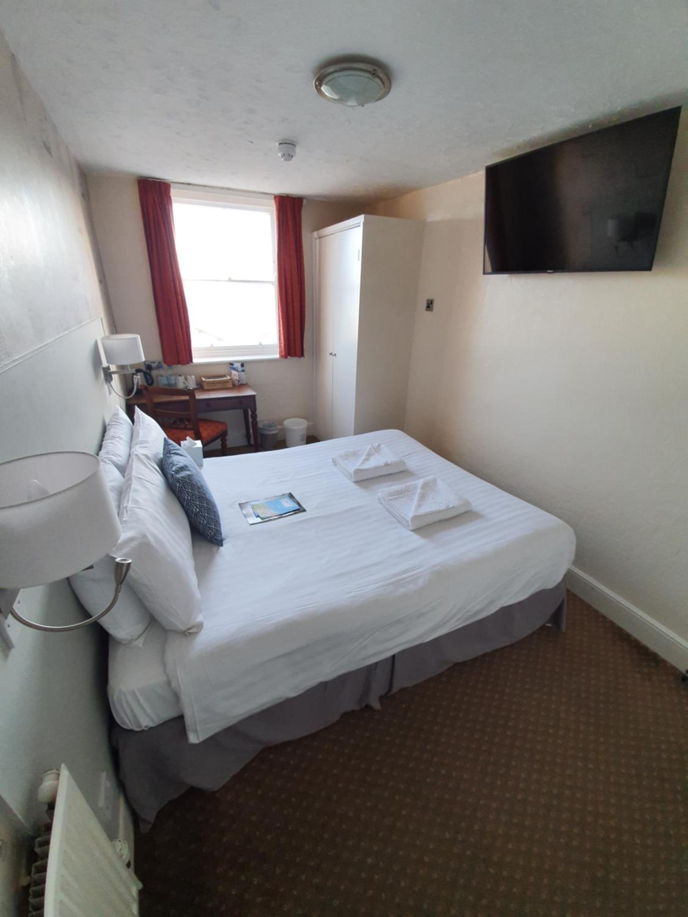 Double Room with Sea View - Photo 5