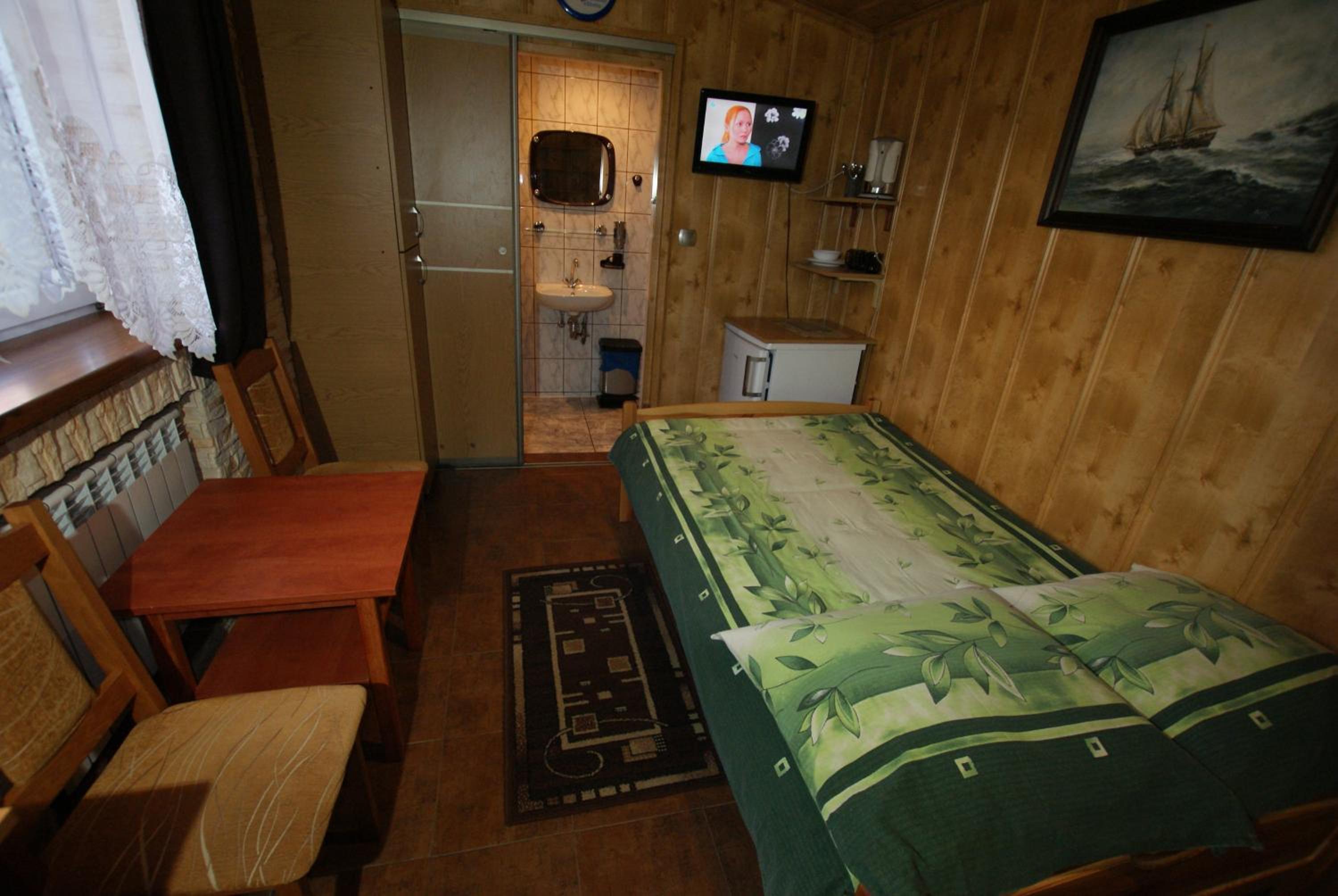 Triple Room with Bathroom photo 3