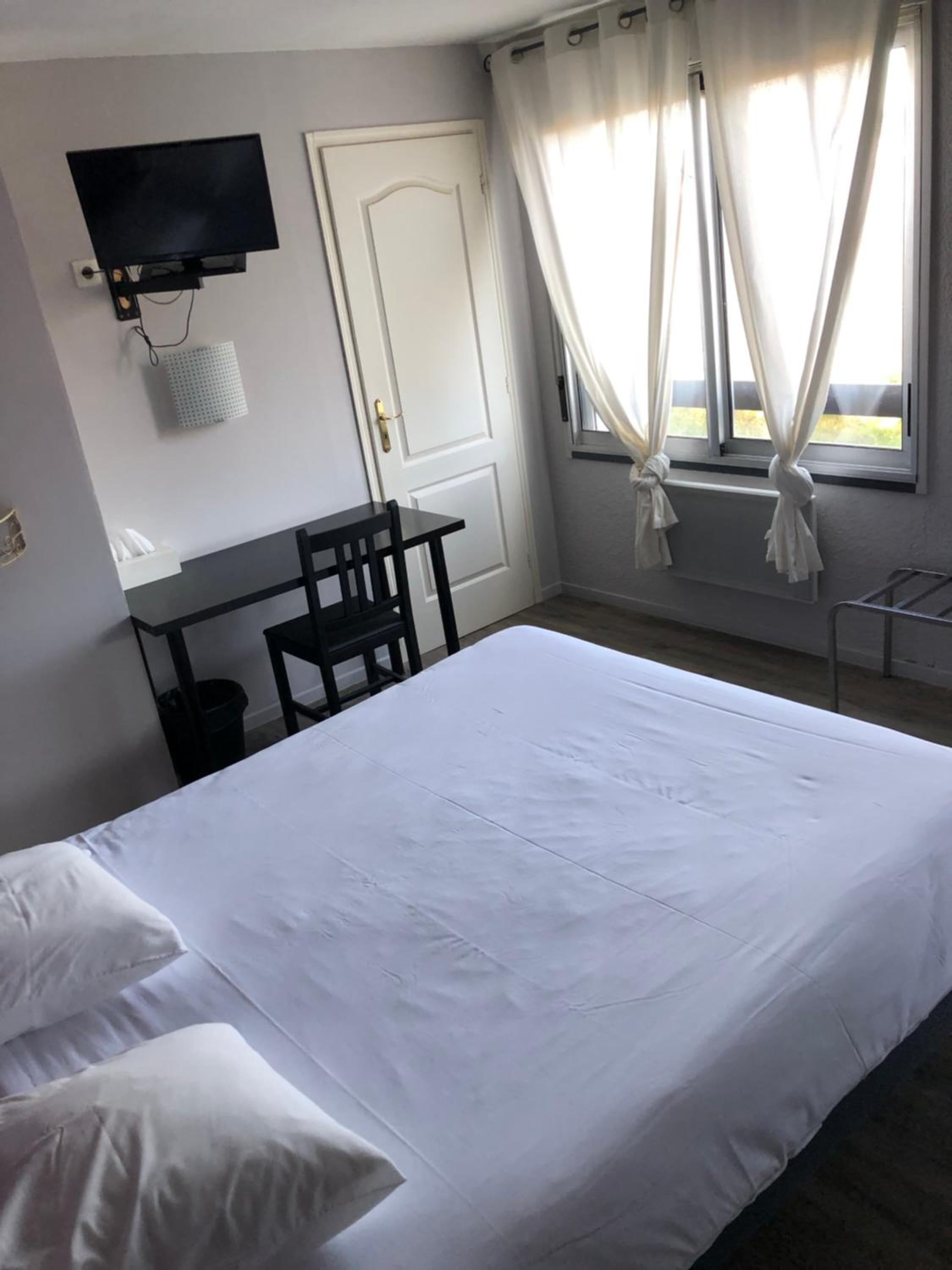Quadruple Room - Photo 3