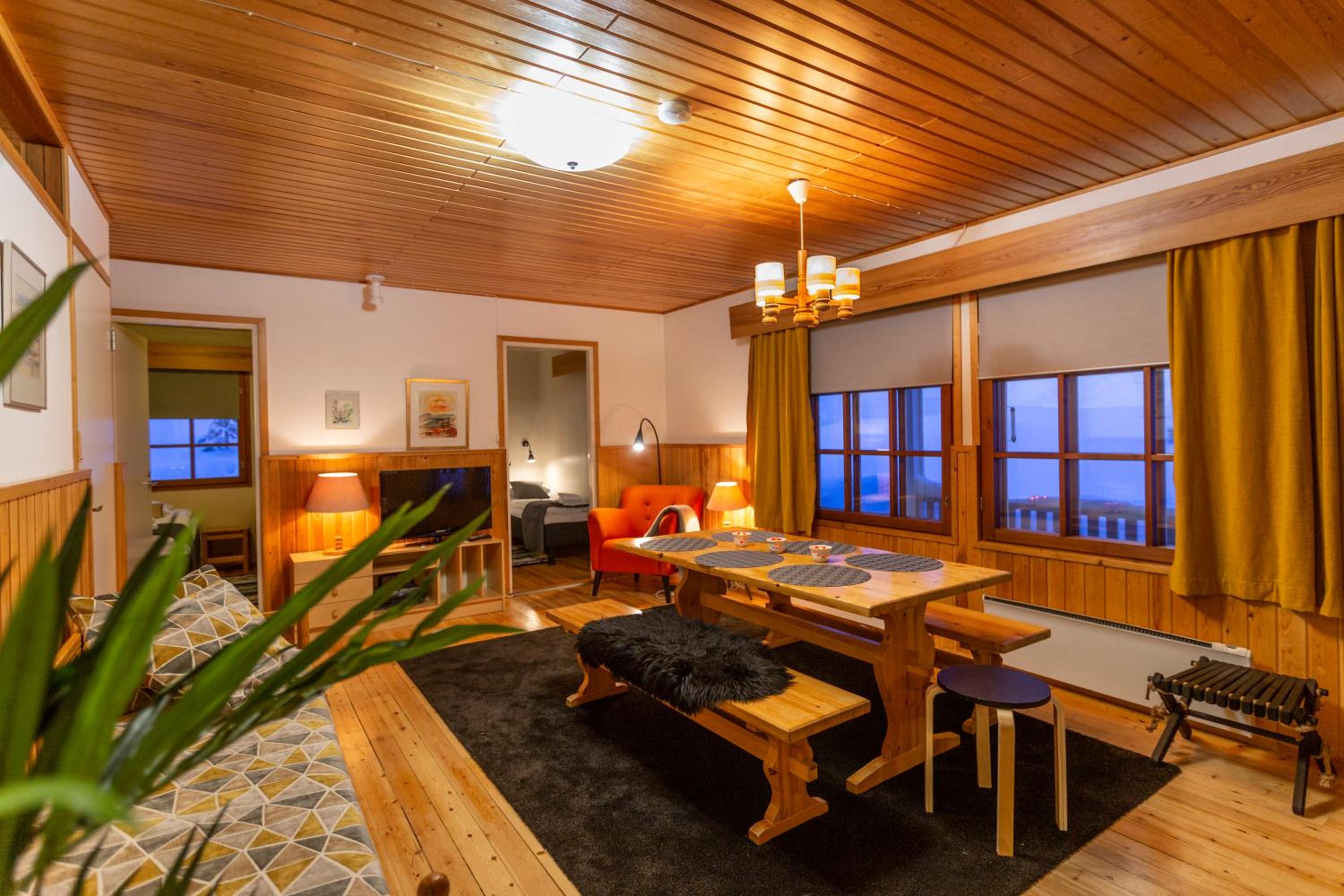 Four-Bedroom Apartment with Sauna photo 1