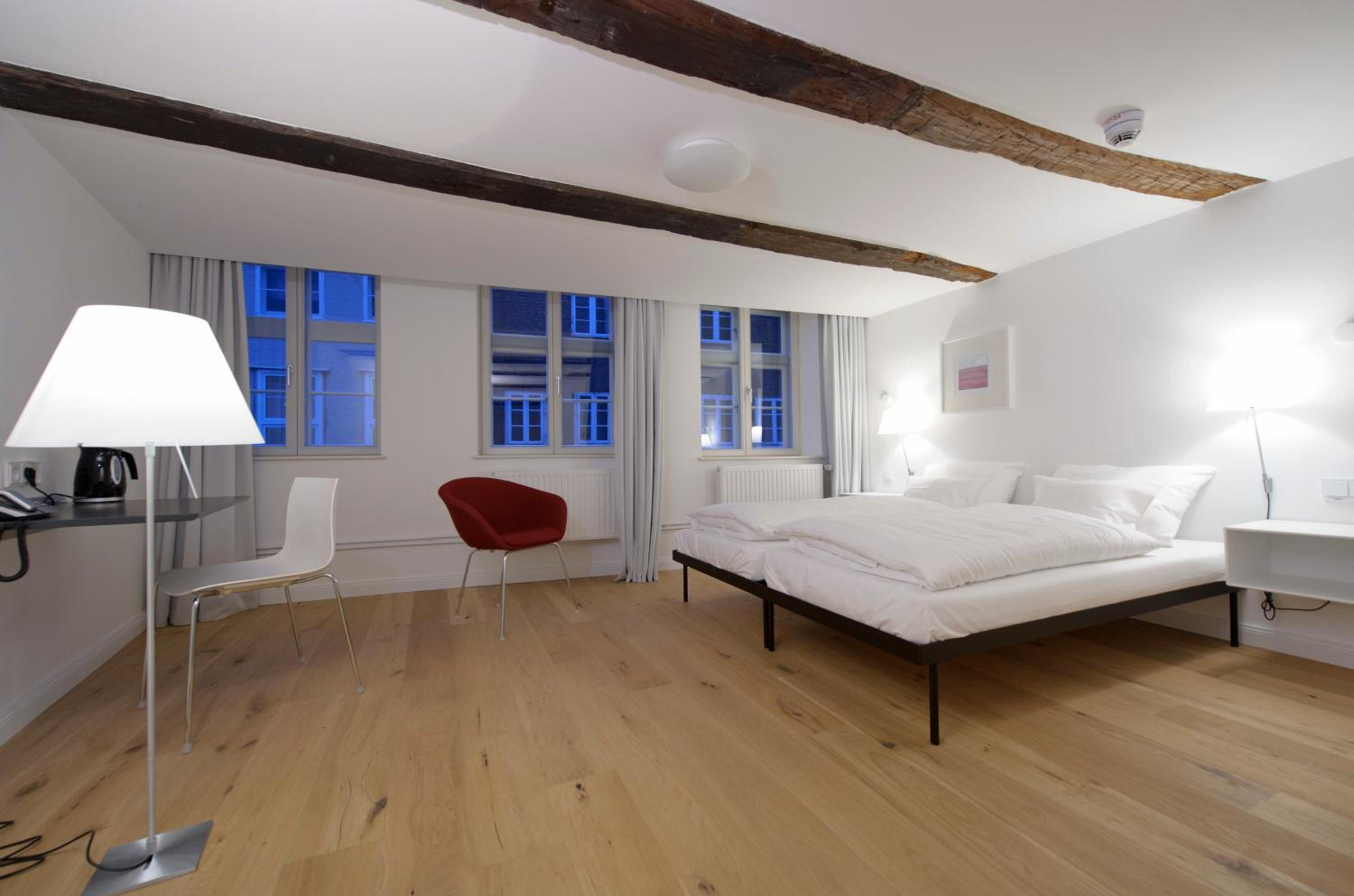 Double Room - Photo 15