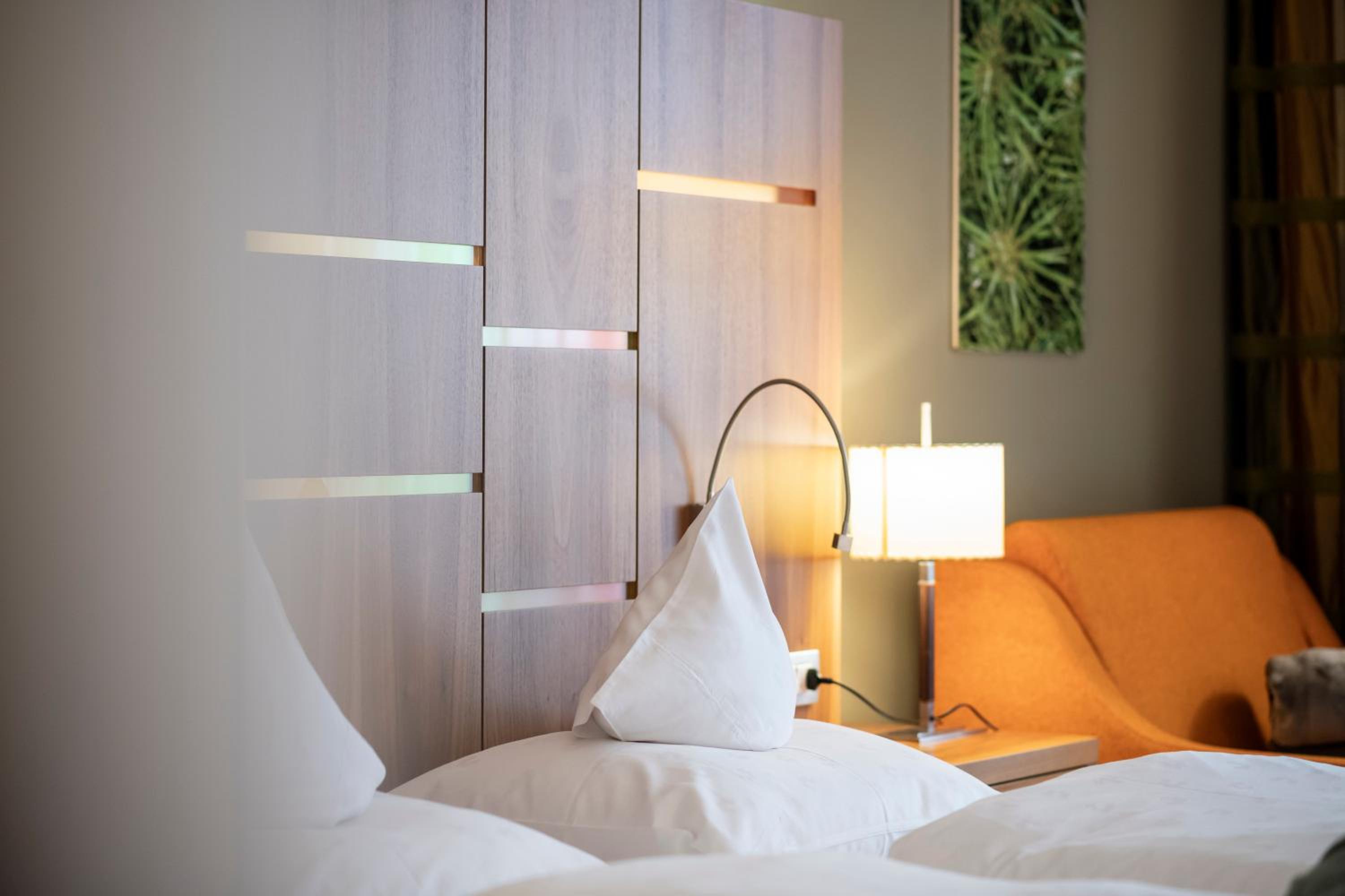 Junior Suite with Garden View - Photo 1
