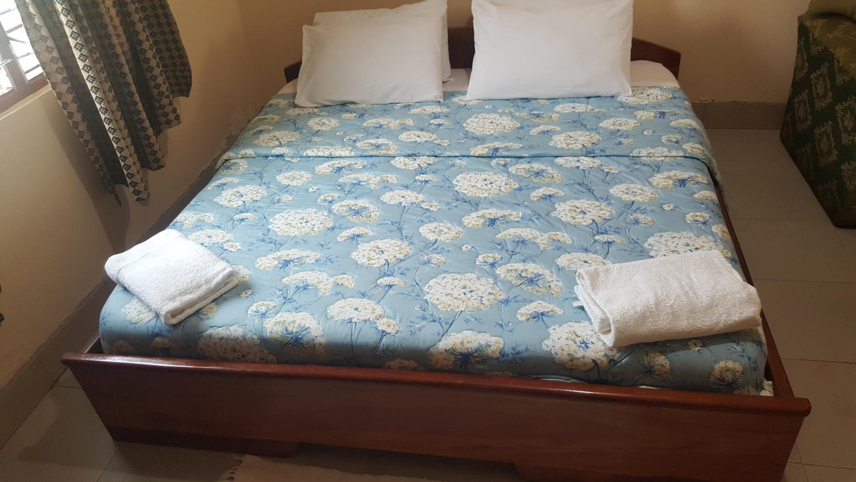 Standard Double Room with Shared Bathroom photo 1