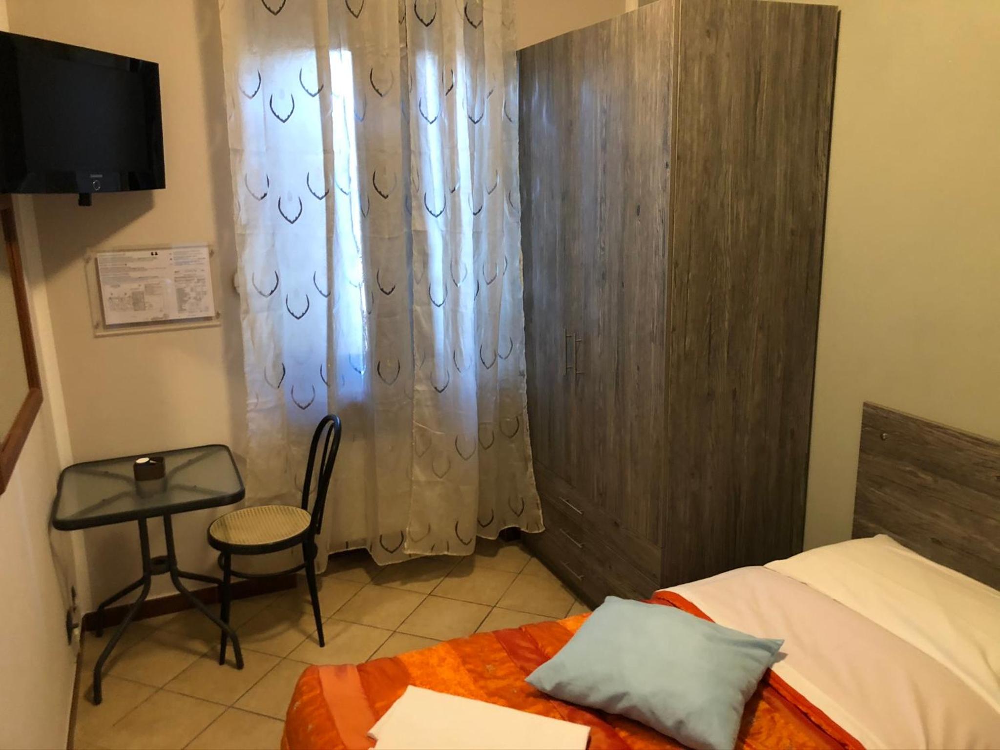 Single Room photo 1